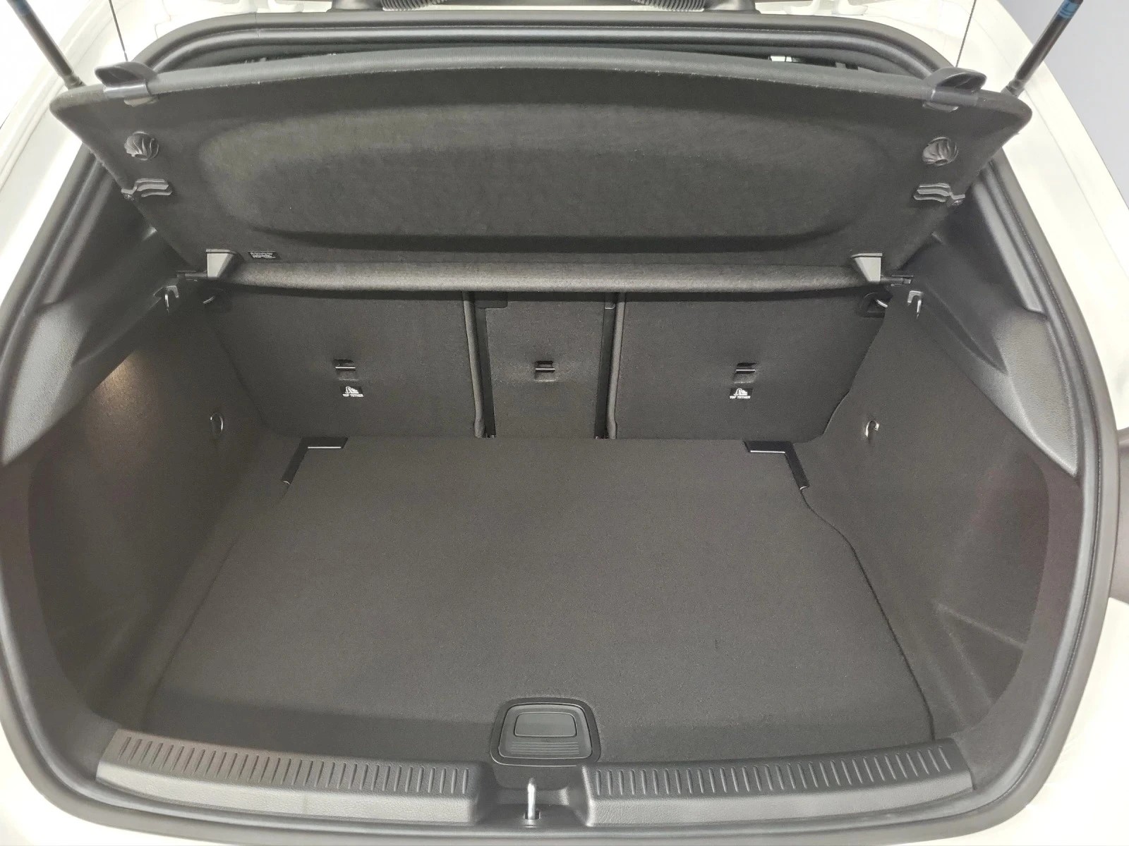 Image MERCEDES-BENZ A-220 A 220 4Matic 8G-DCT