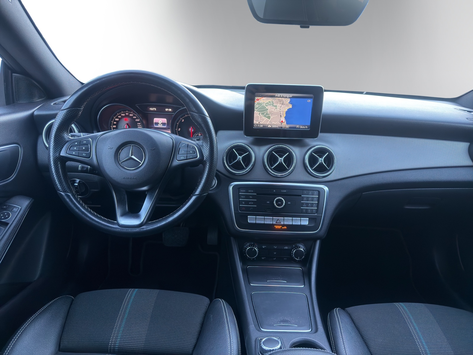 Image MERCEDES-BENZ CLA-200 CLA Shooting Brake 200 d Night Star 7G-DCT