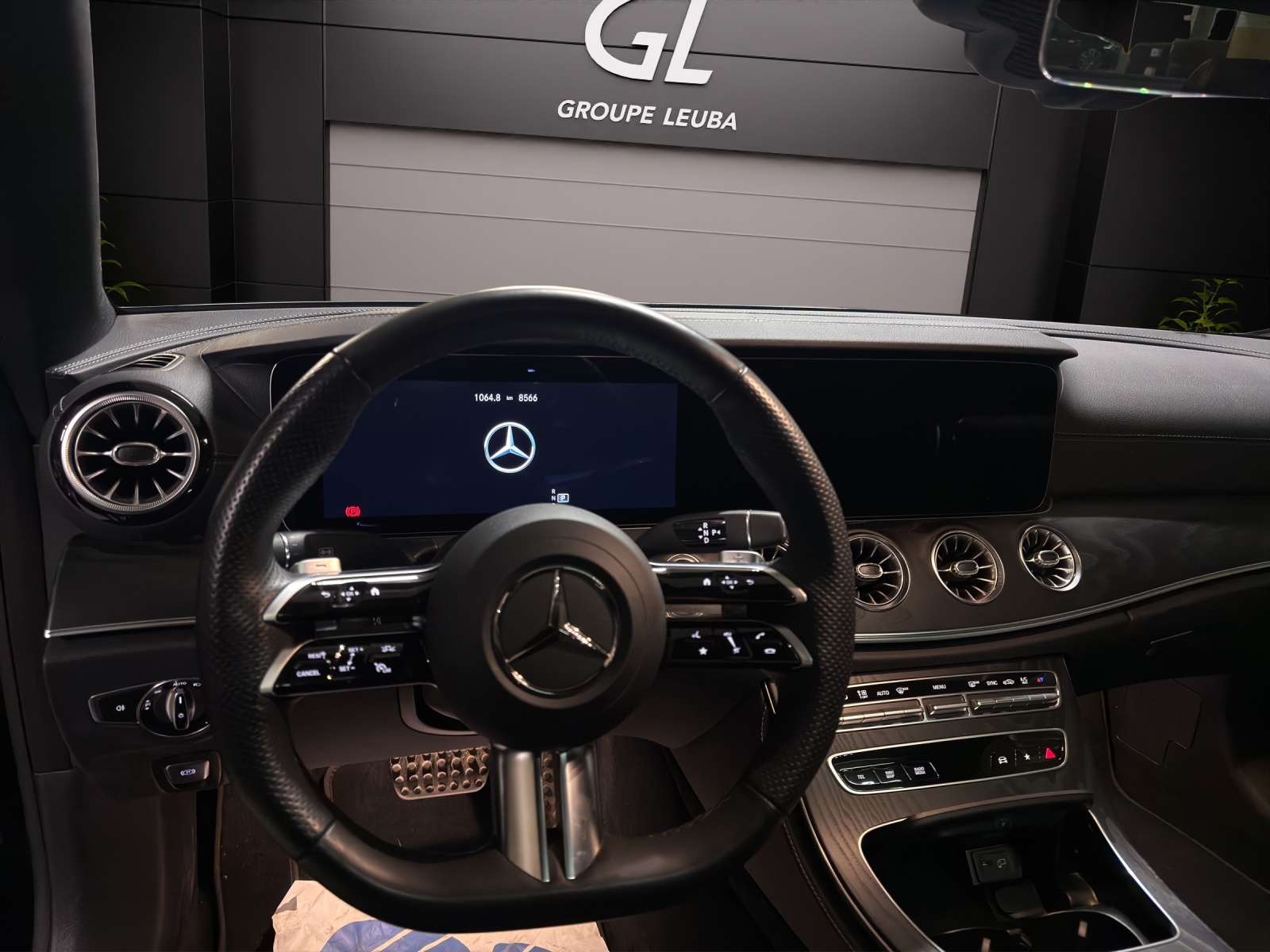 Image MERCEDES-BENZ E-200 E 200 Coupé 4Matic AMG Line 9G-Tronic