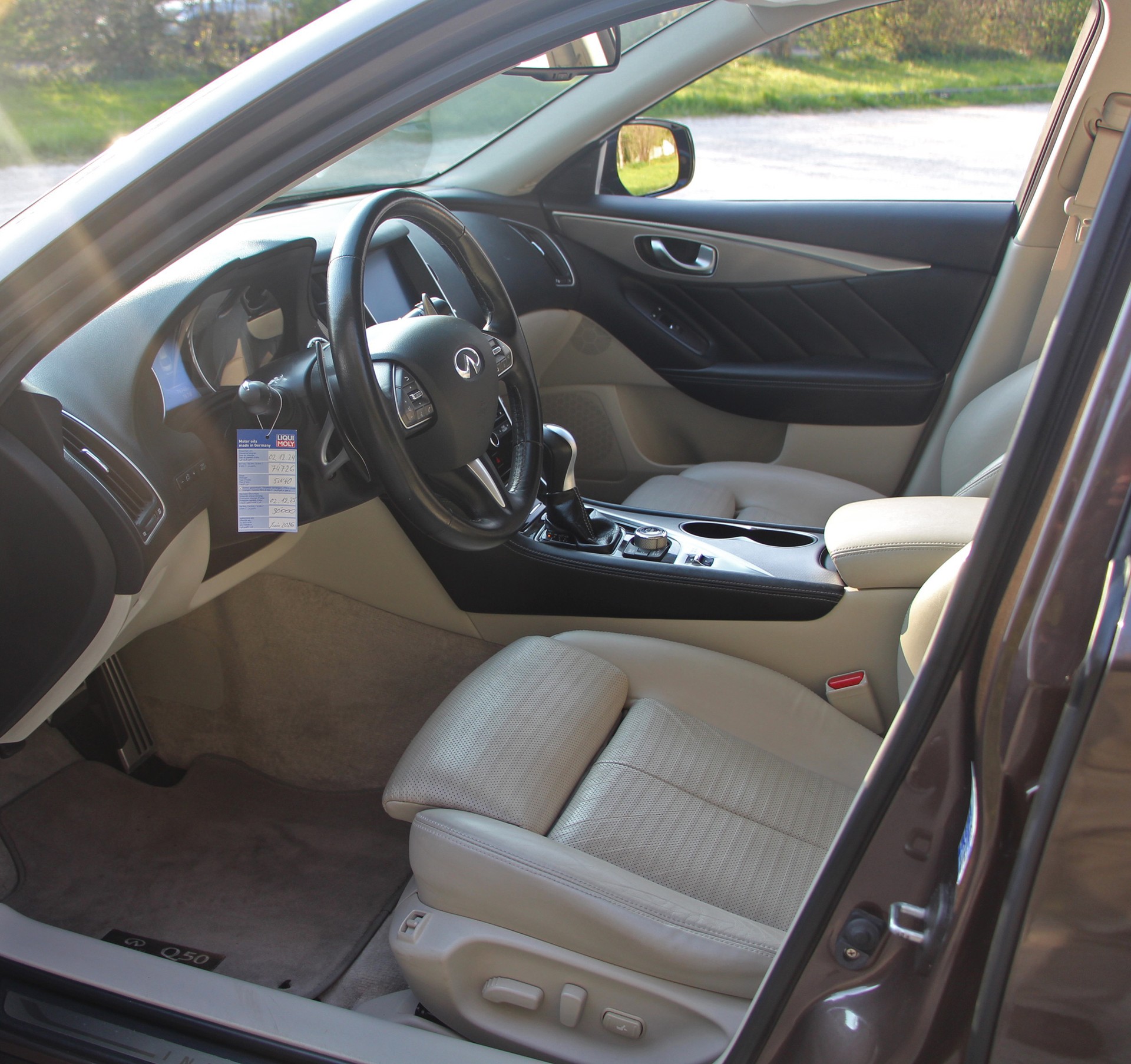 INFINITI Q50S 35h AWD Automatic-image-7