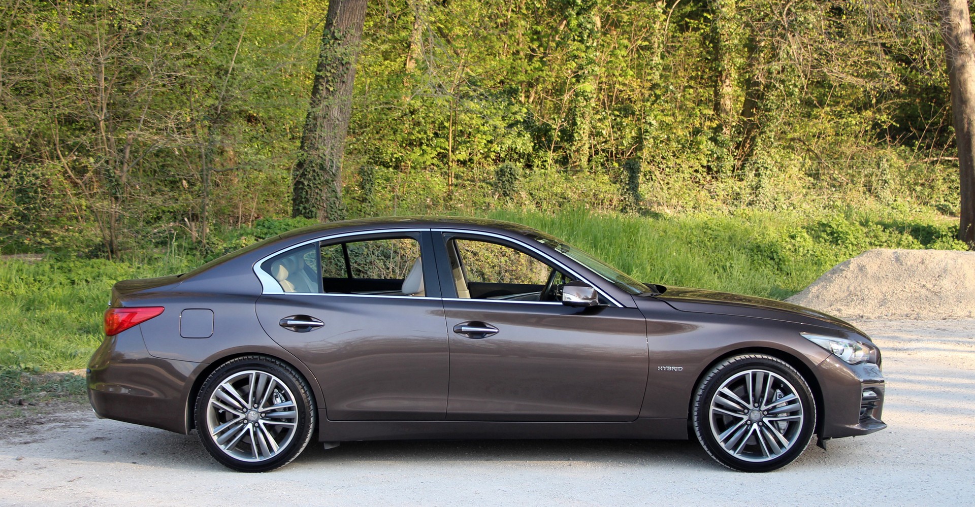 INFINITI Q50S 35h AWD Automatic-image-25