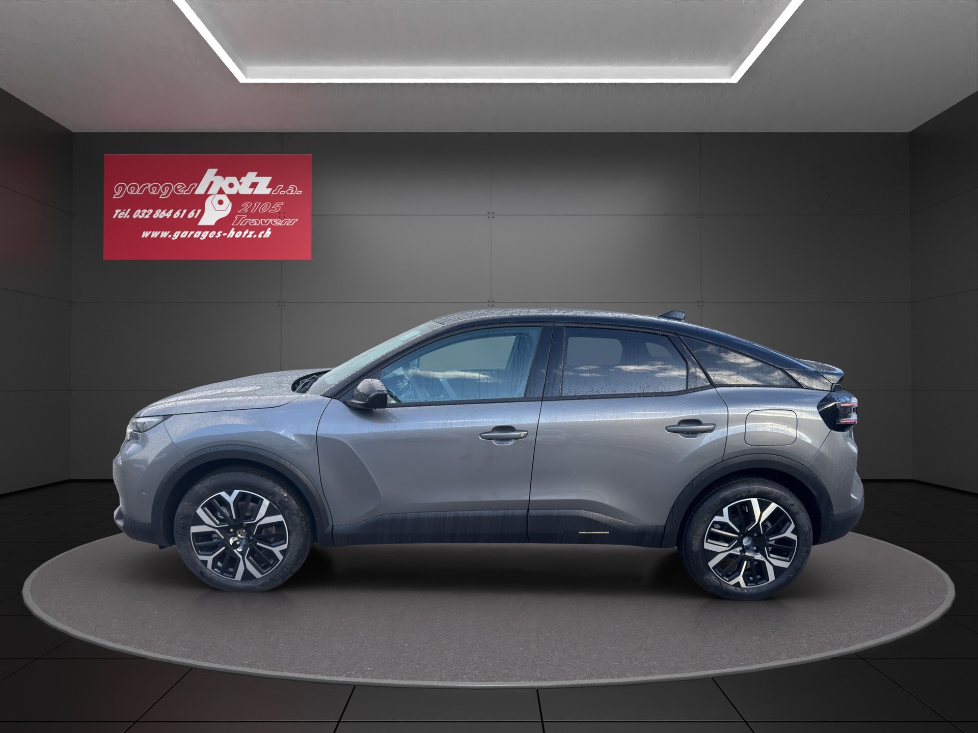 CITROEN C4 HEV Max-showroom-element-1