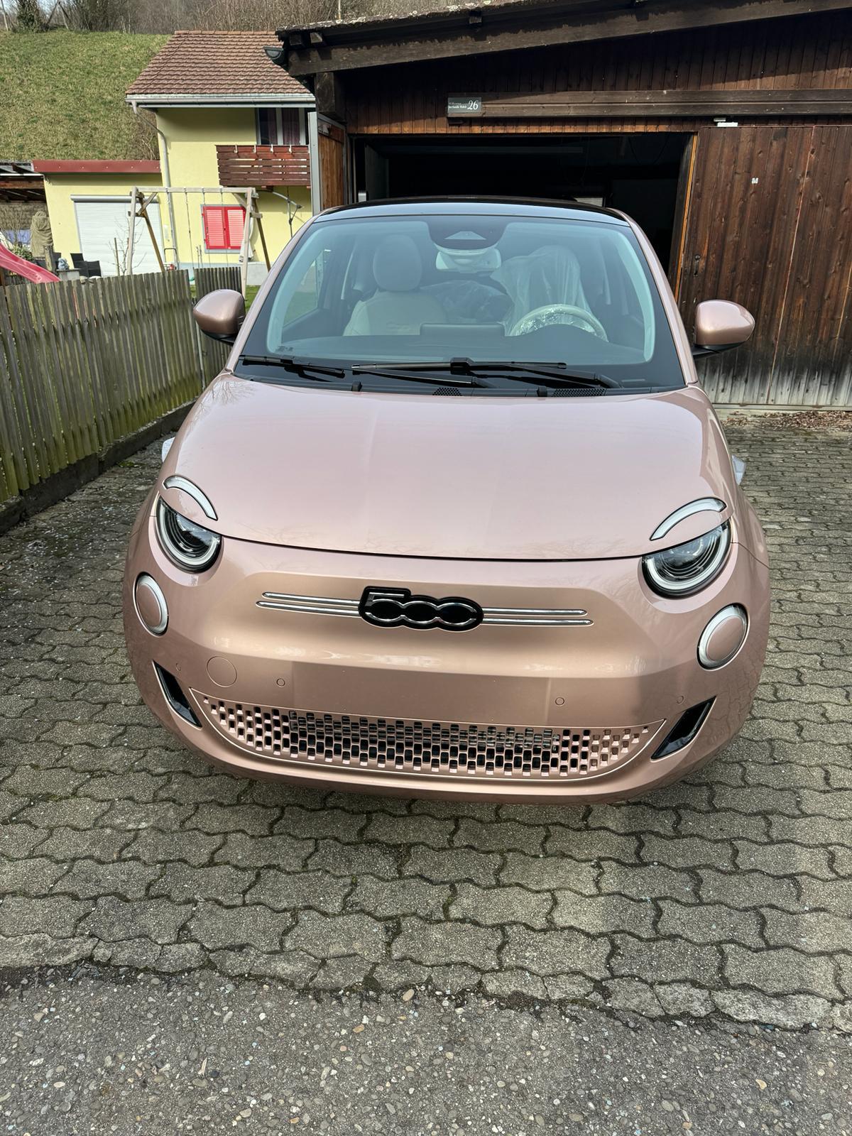 FIAT 500 electric 87 kW La Prima By Bocelli Top