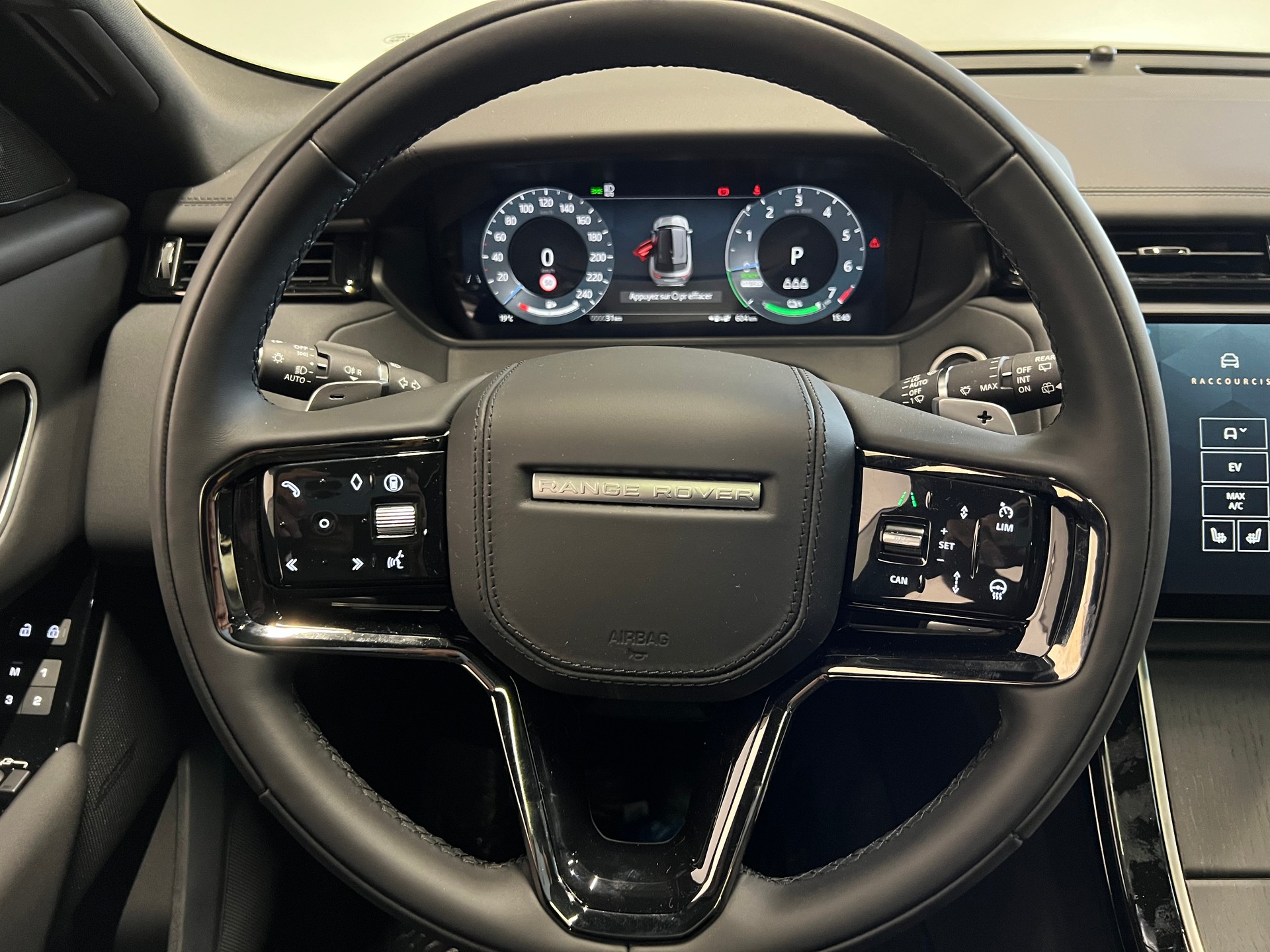 LAND ROVER Range Rover Velar 2.0 P400e Dynamic SE-showroom-element-3