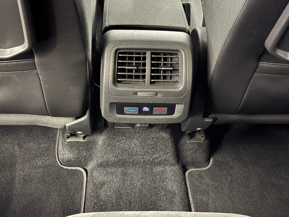 Touran 2.0 TDI SCR Highline DSG