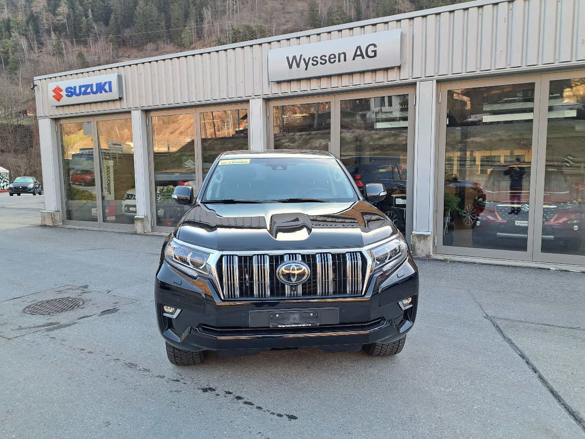 TOYOTA Land Cruiser 2.8TD Style Automatic-showroom-element-1