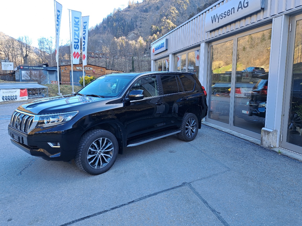 TOYOTA Land Cruiser 2.8TD Style Automatic-showroom-element-2