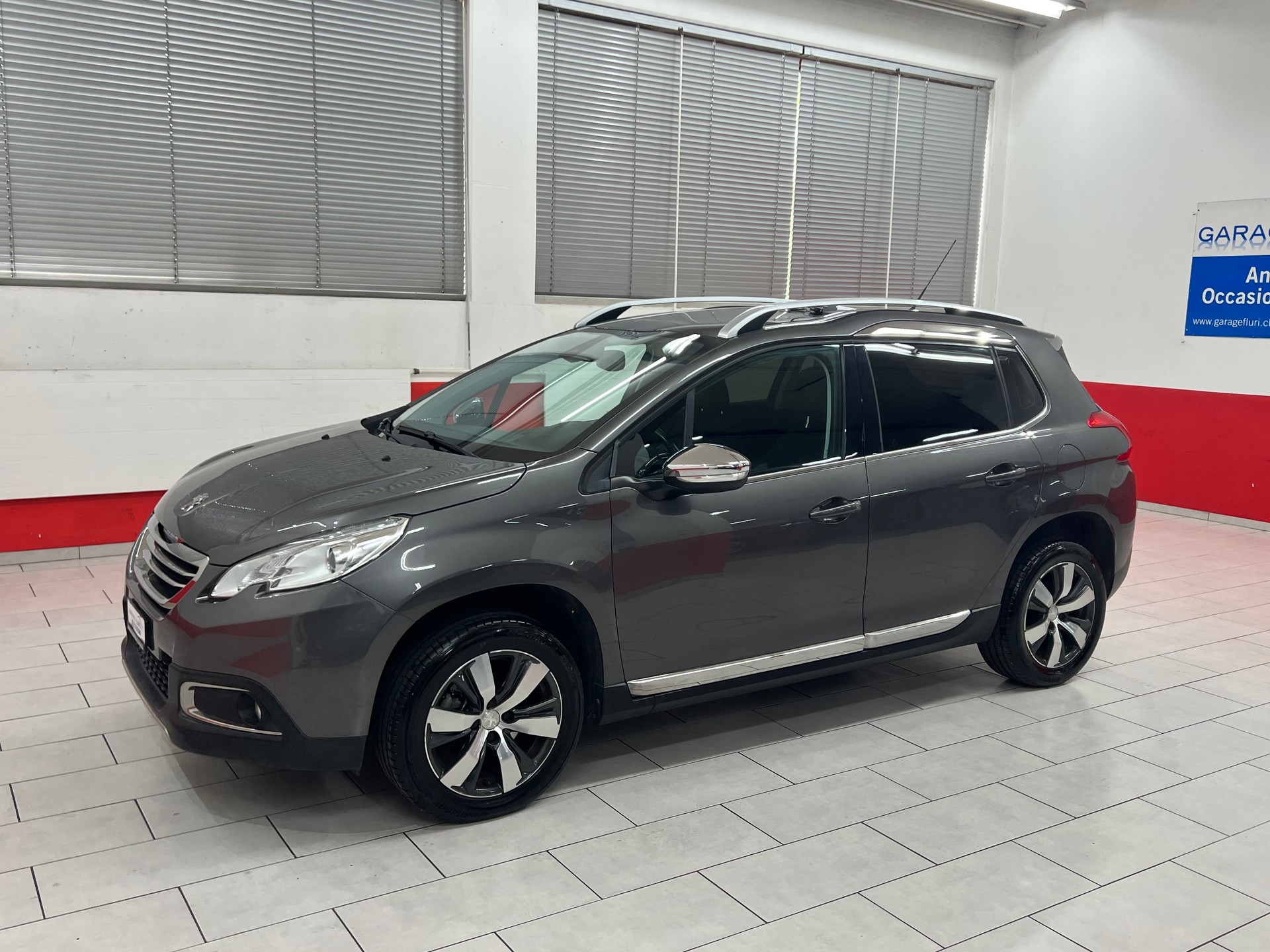 PEUGEOT 2008 1.6 BlueHDi Allure