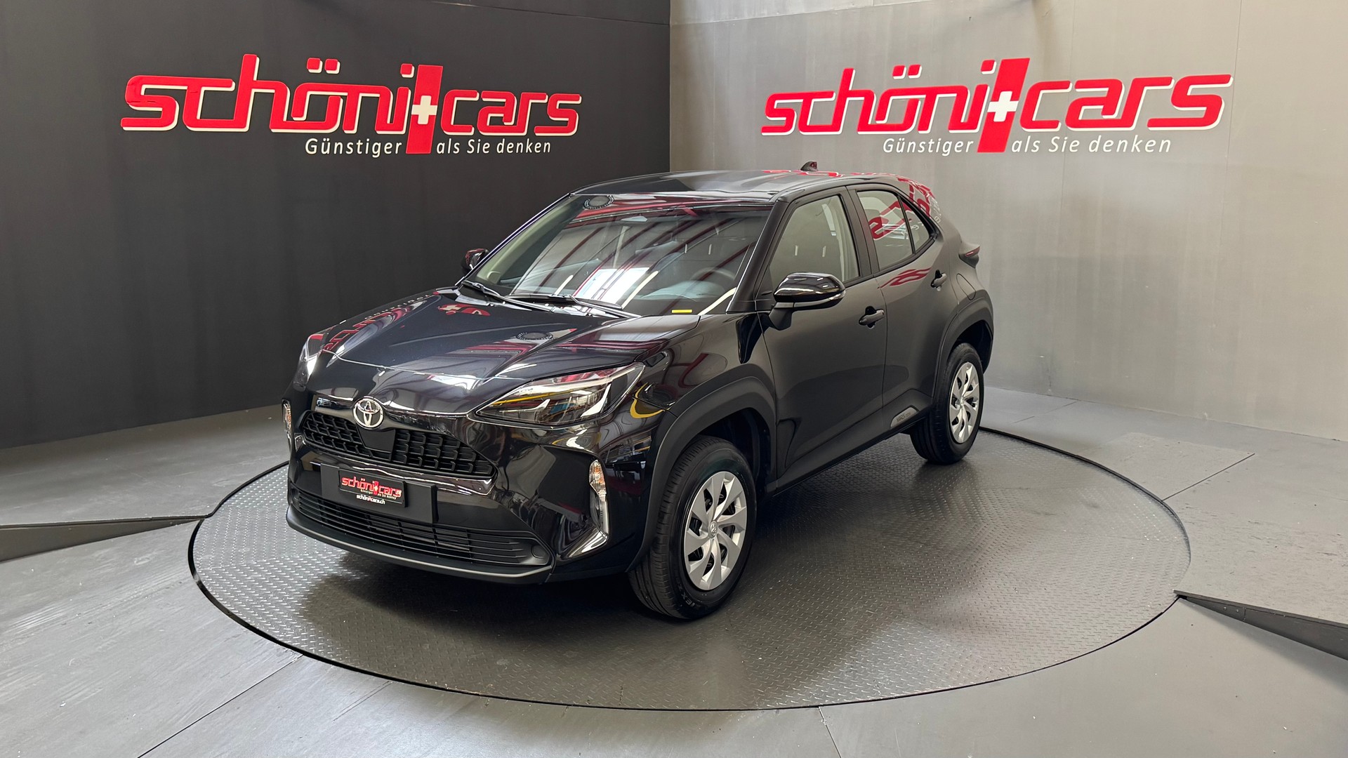 TOYOTA Yaris Cross 1.5 Business e-CVT-showroom-element-1