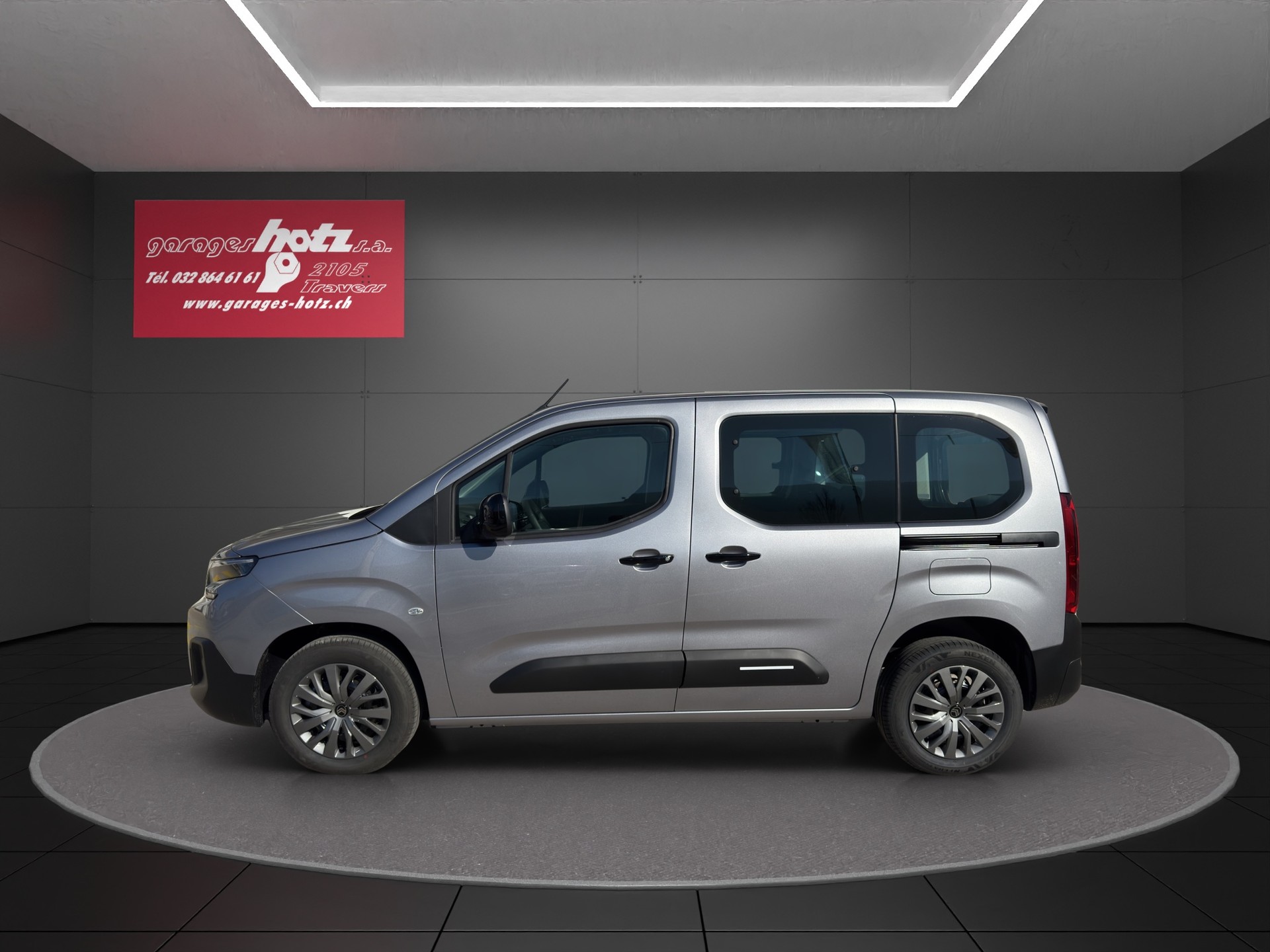 CITROEN BERLINGO 1.2i You M-showroom-element-2