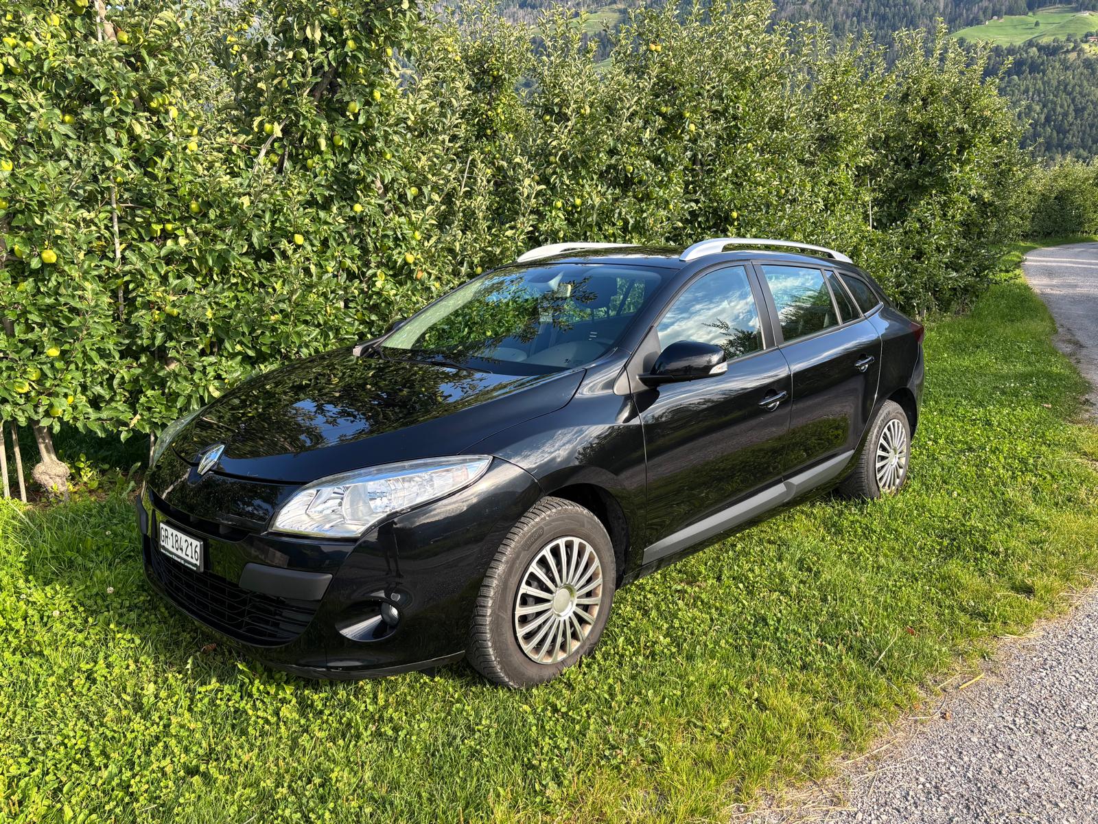 RENAULT Mégane Grandtour 1.5 dCi Dynamique EDC