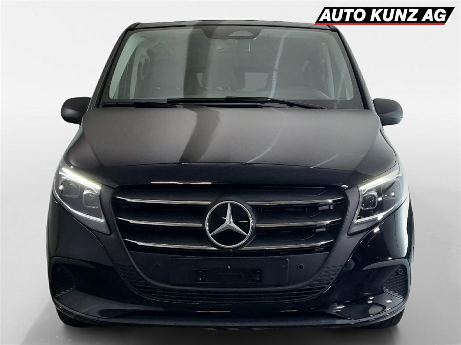 MERCEDES-BENZ VITO 116 CDi NEW 9 Plätzer Lang Select Tourer G-Tr-showroom-element-1