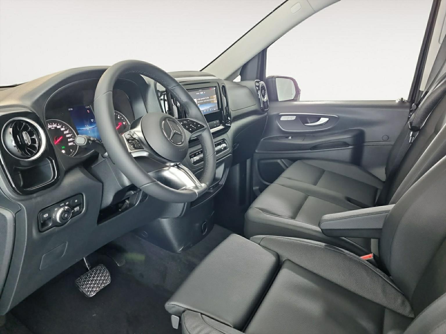 MERCEDES-BENZ VITO 116 CDi NEW 9 Plätzer Lang Select Tourer G-Tr-showroom-element-2