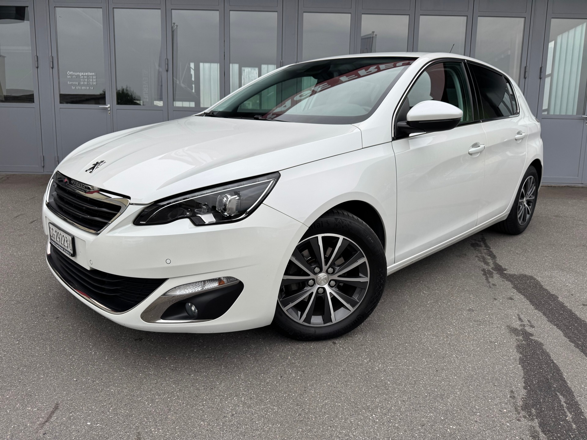 PEUGEOT 308 1.6 e-HDI Allure
