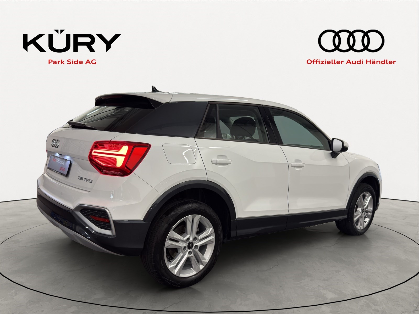 AUDI Q2 35 TFSI advanced S-tronic-showroom-element-3