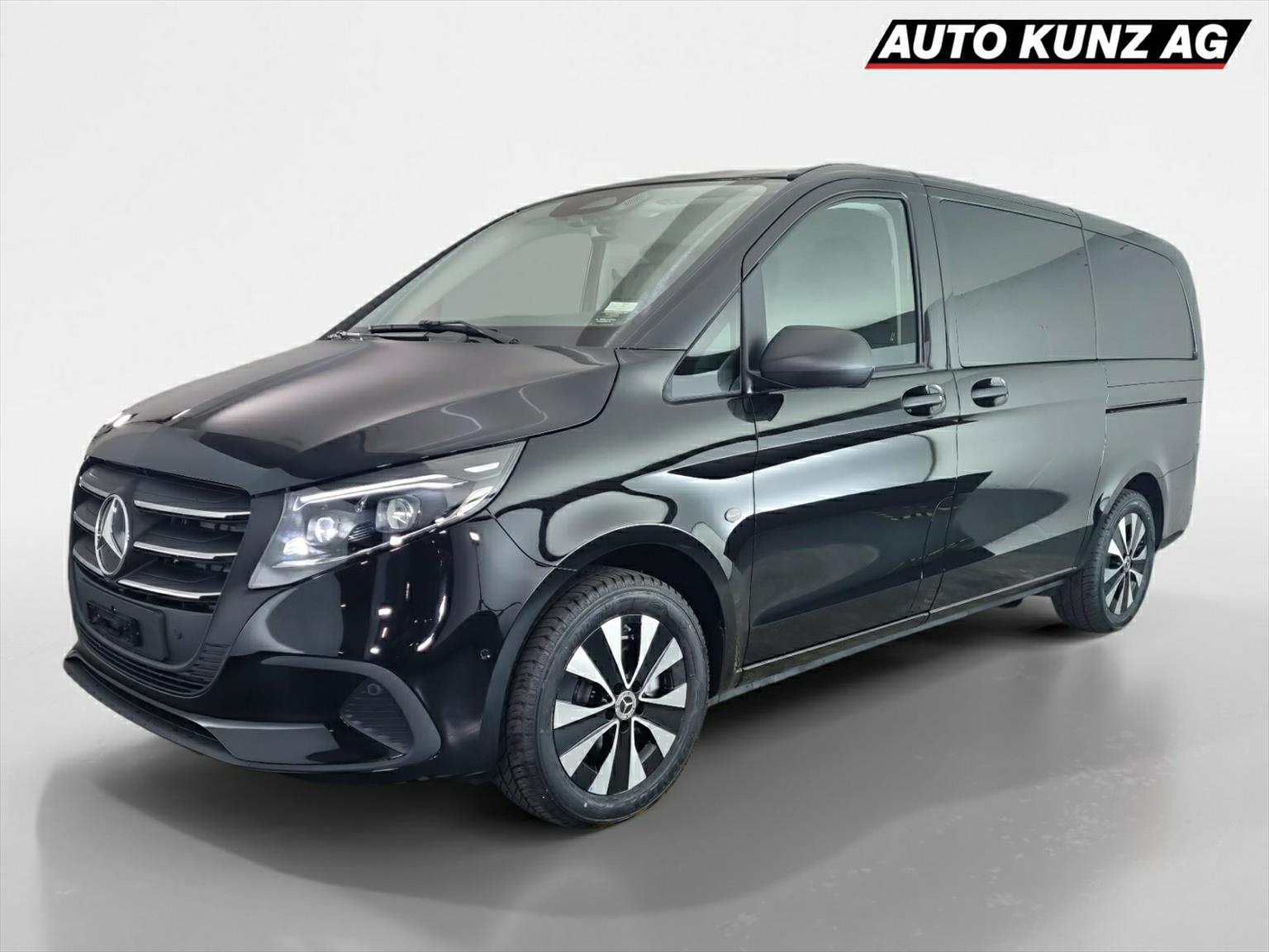 MERCEDES-BENZ VITO 116 CDi NEW 9 Plätzer Lang Select Tourer G-Tr