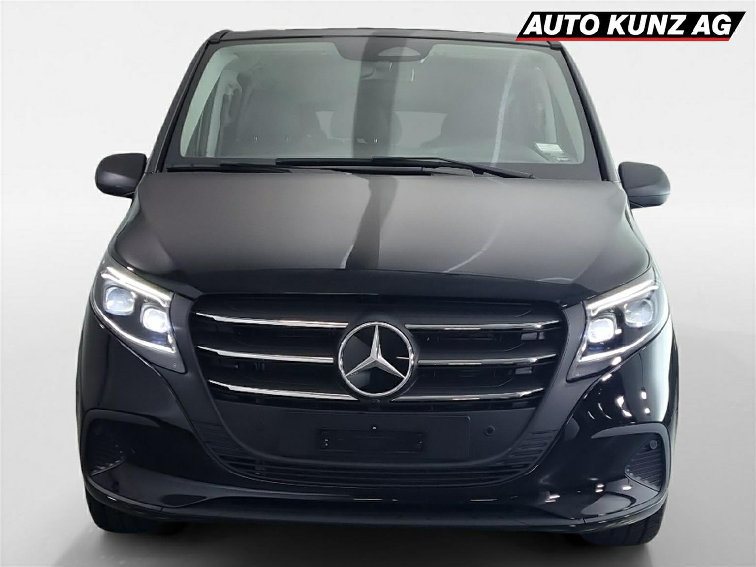 MERCEDES-BENZ VITO 116 CDi NEW 9 Plätzer Lang Select Tourer G-Tr-showroom-element-2