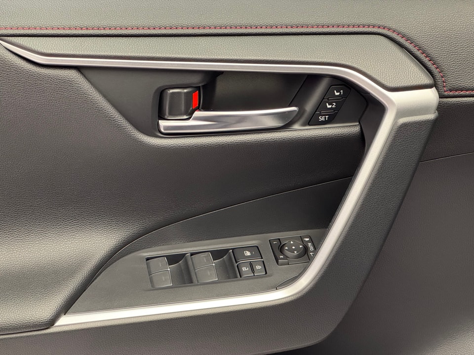 RAV4 Plug-in Hybrid 2.5 Platinum AWD-i