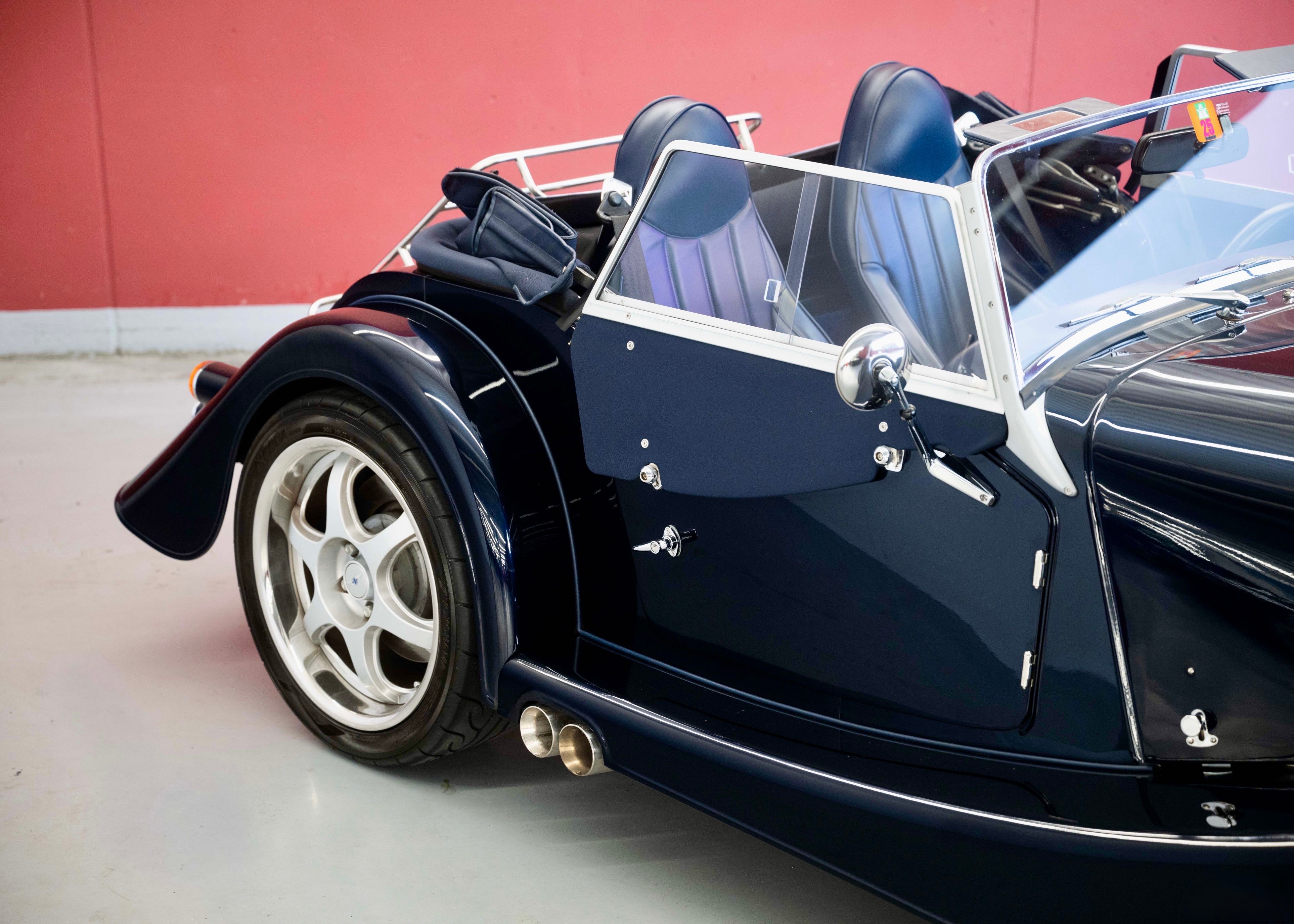 Image MORGAN PLUS-8 Plus 8 4.8 V8 Manual transmission (1 of 70)