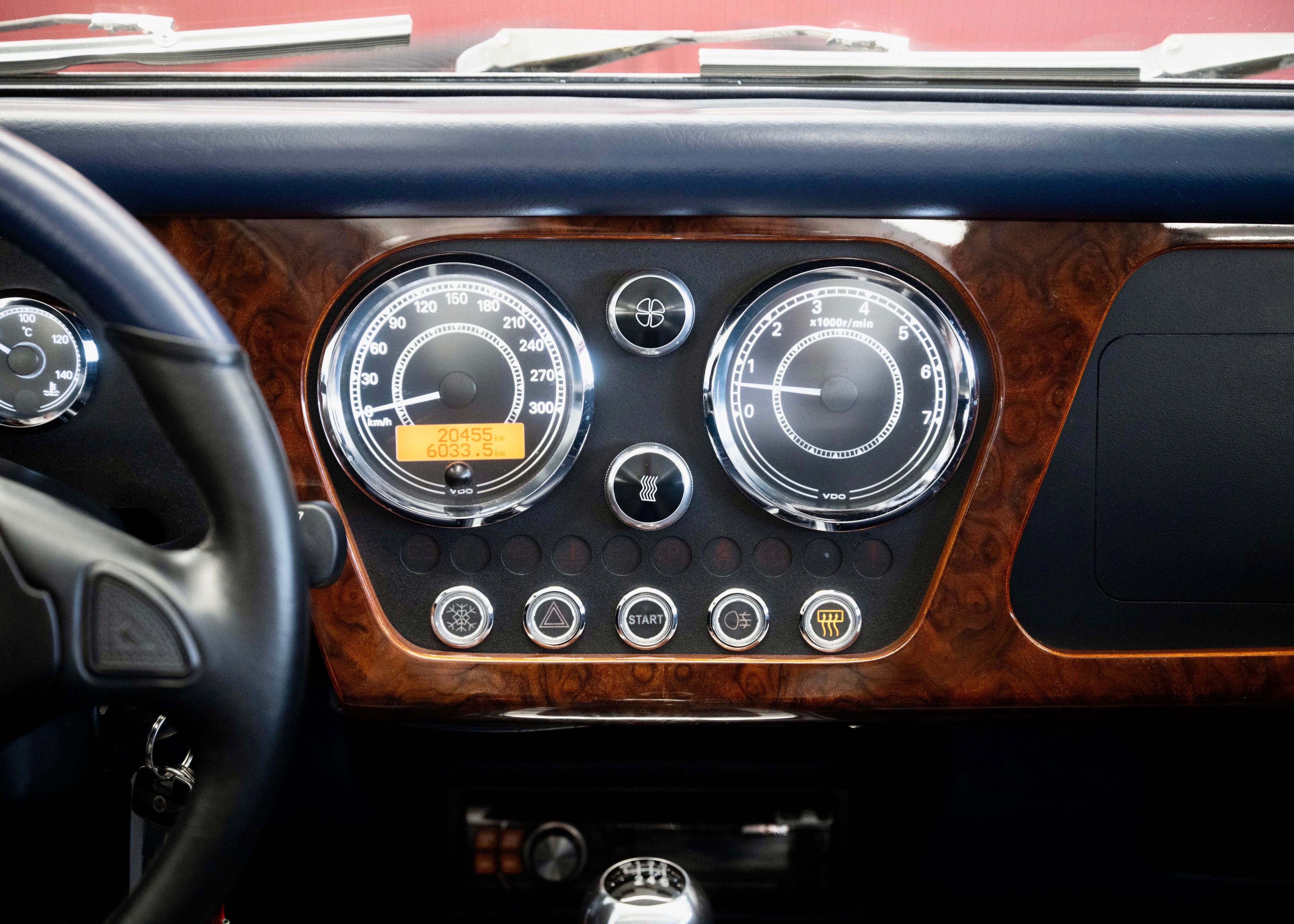 Image MORGAN PLUS-8 Plus 8 4.8 V8 Manual transmission (1 of 70)