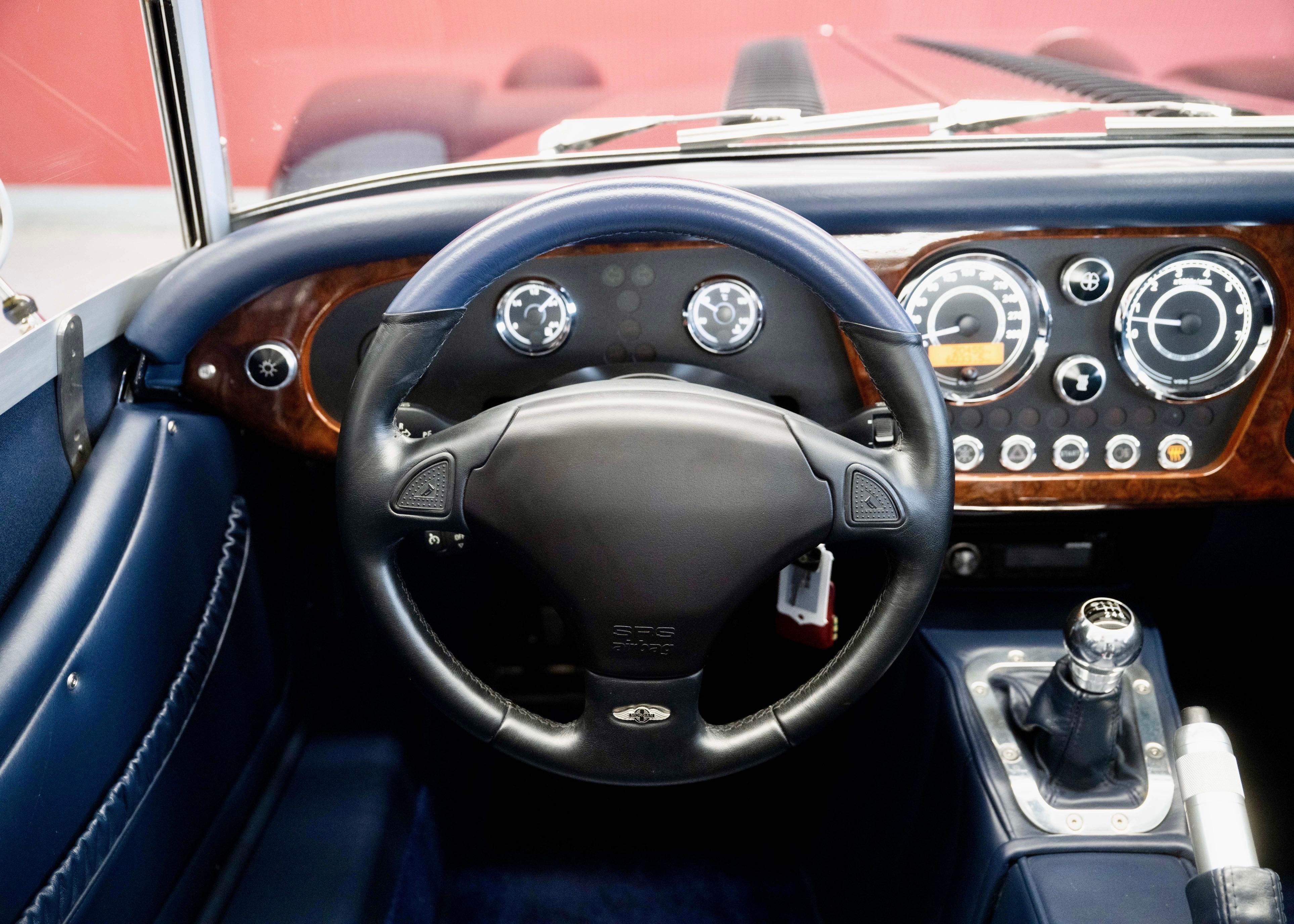 Image MORGAN PLUS-8 Plus 8 4.8 V8 Manual transmission (1 of 70)