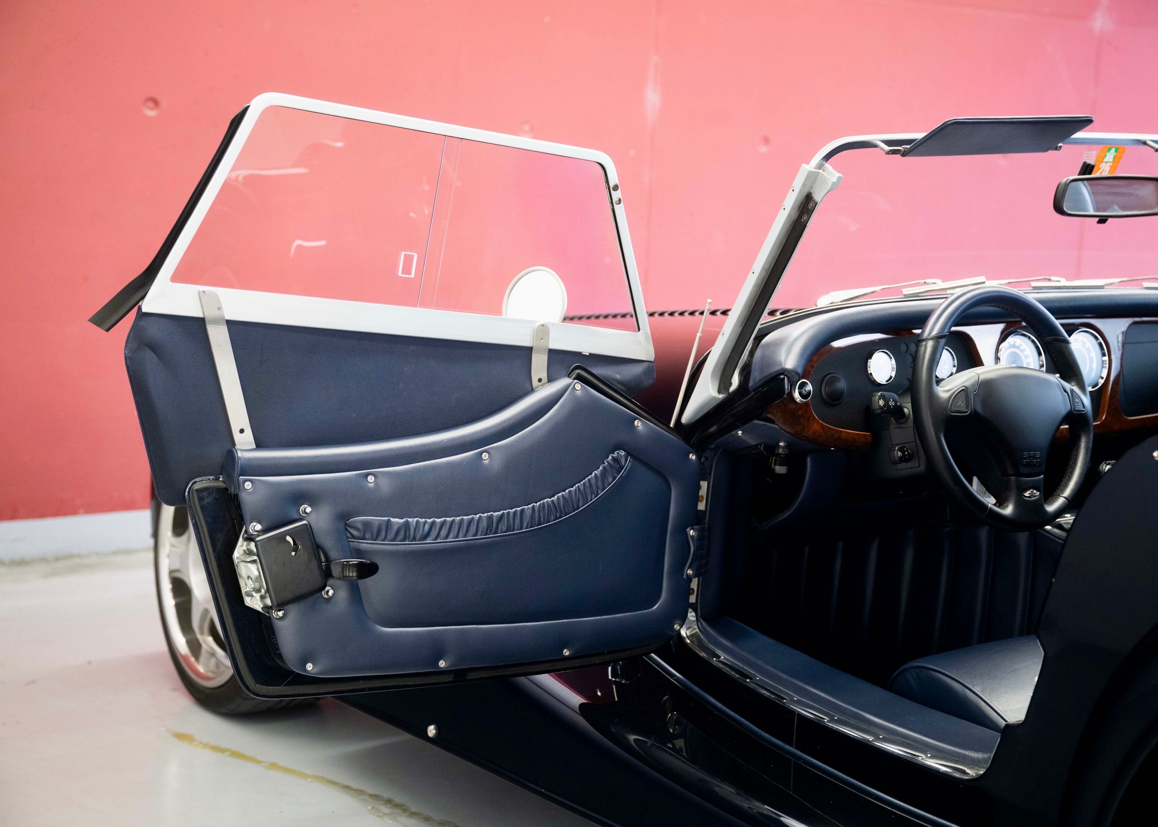 Image MORGAN PLUS-8 Plus 8 4.8 V8 Manual transmission (1 of 70)