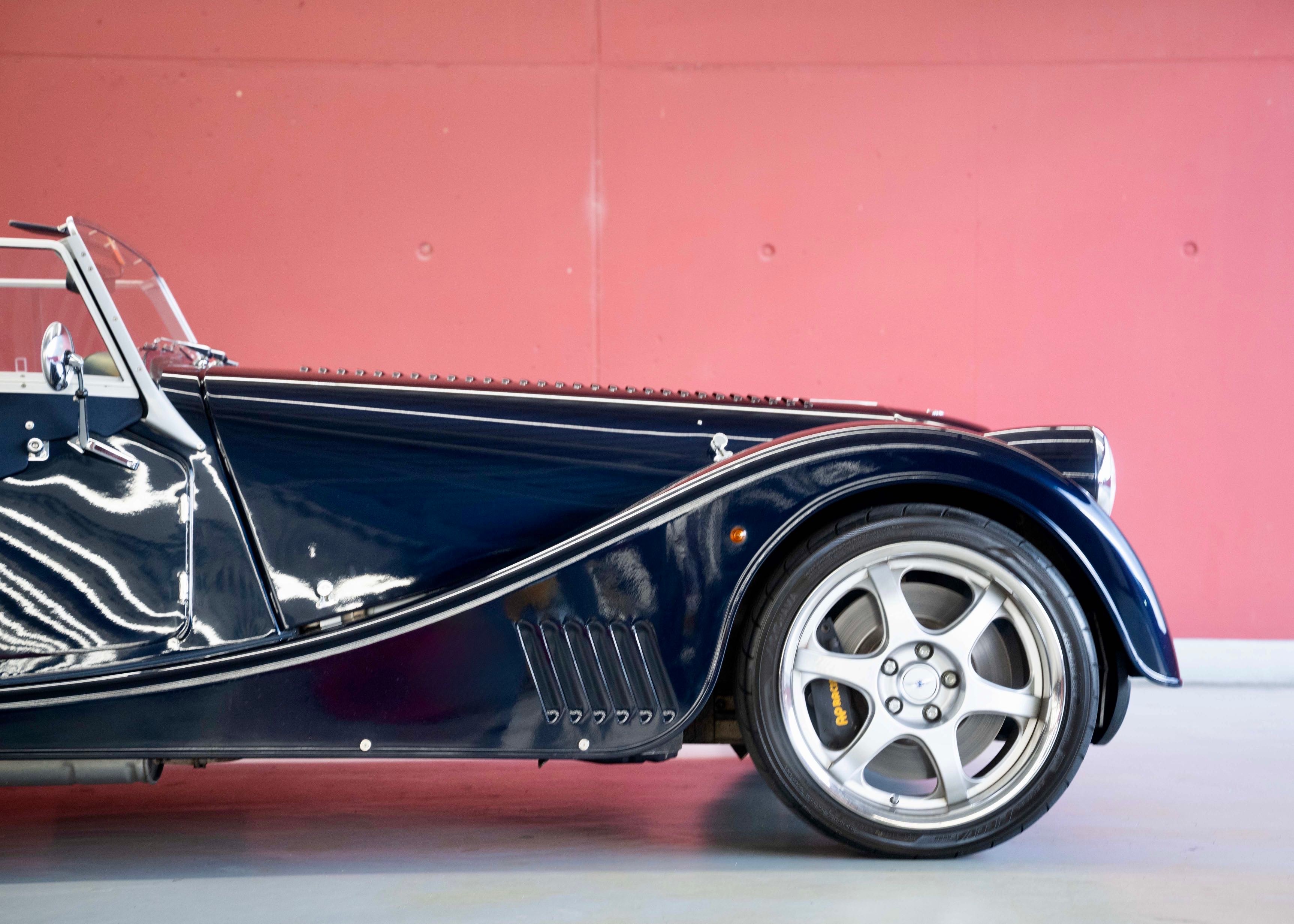 Image MORGAN PLUS-8 Plus 8 4.8 V8 Manual transmission (1 of 70)