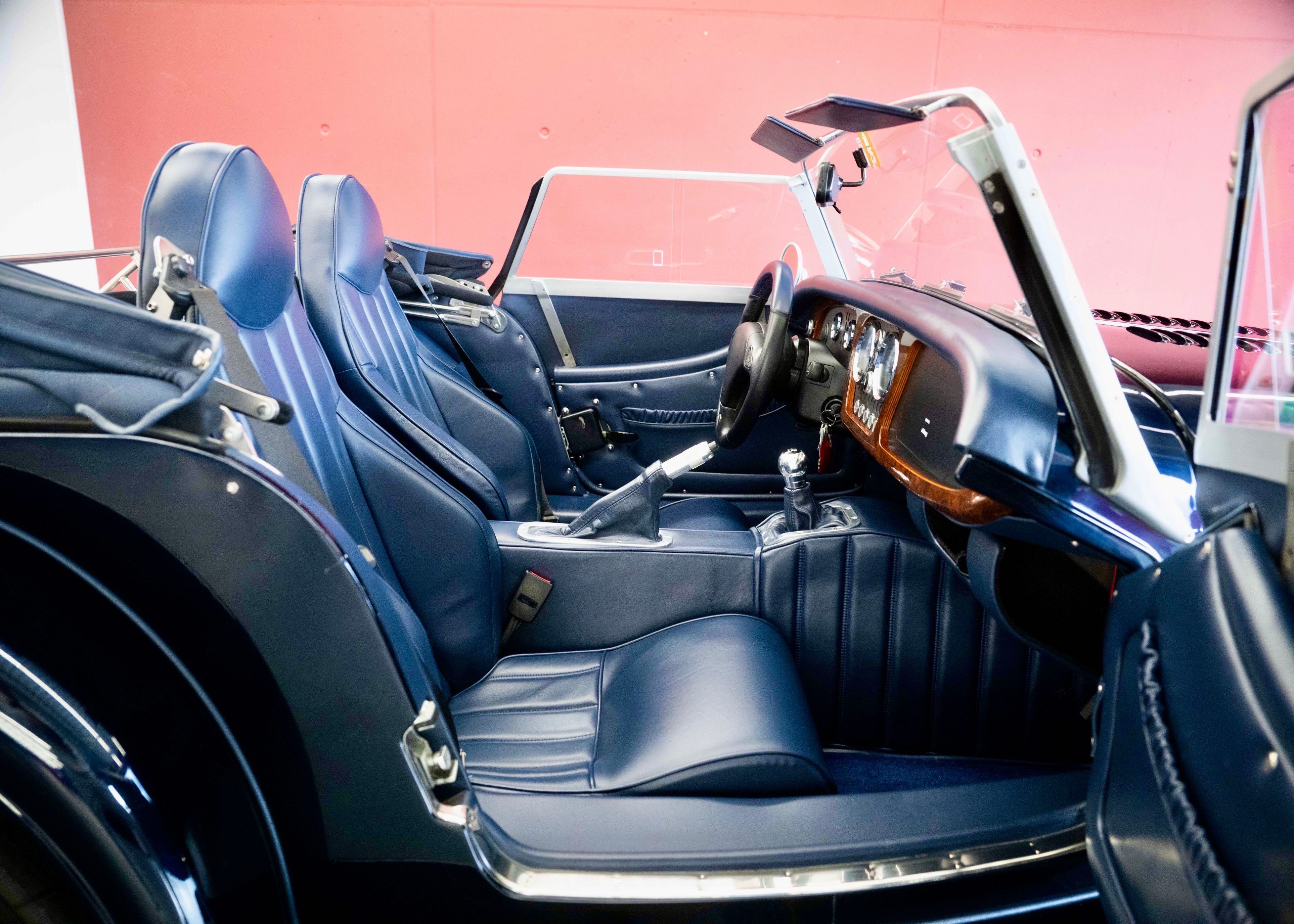 Image MORGAN PLUS-8 Plus 8 4.8 V8 Manual transmission (1 of 70)