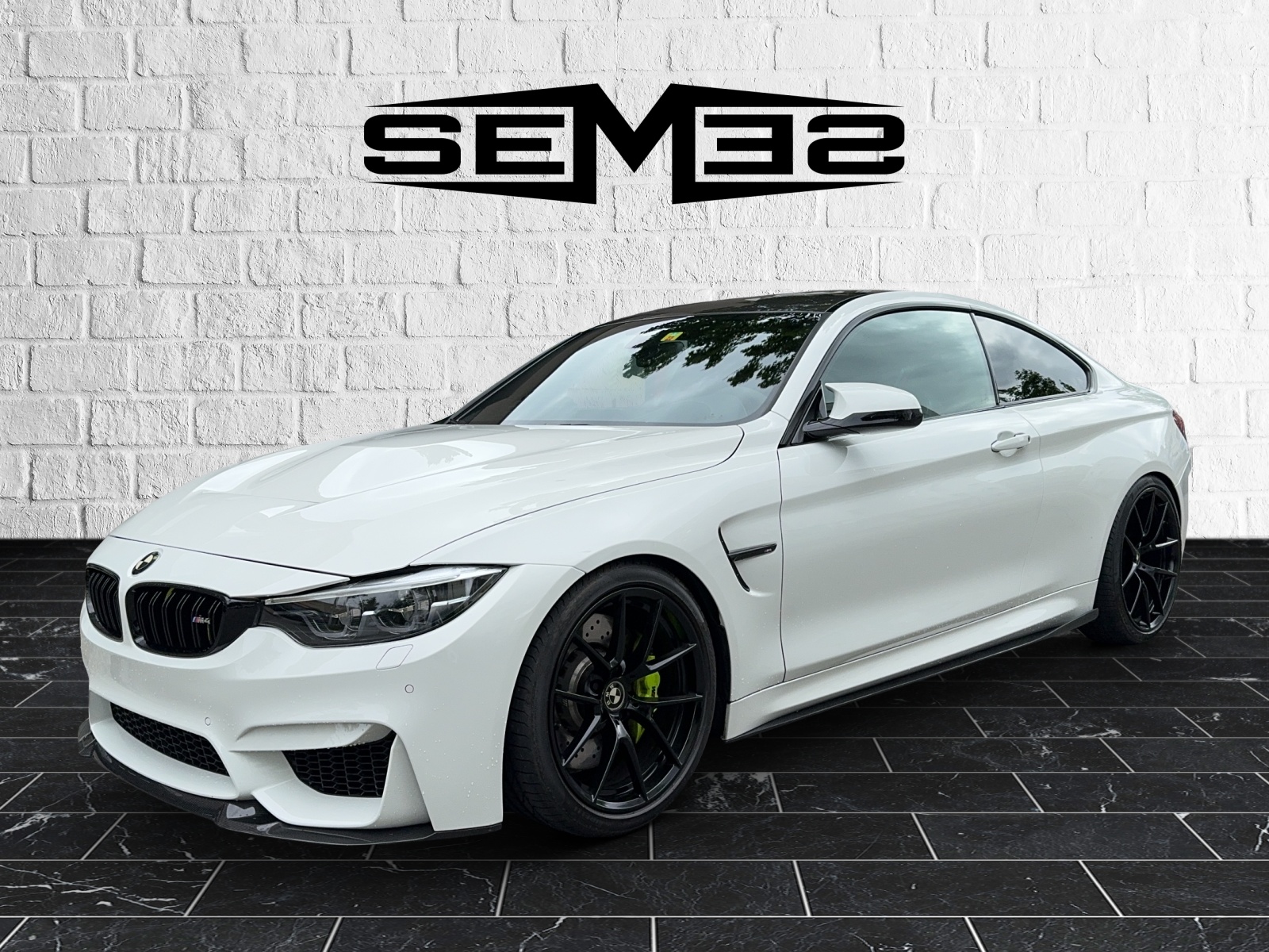 BMW M4 Coup CS DKG (Coup)