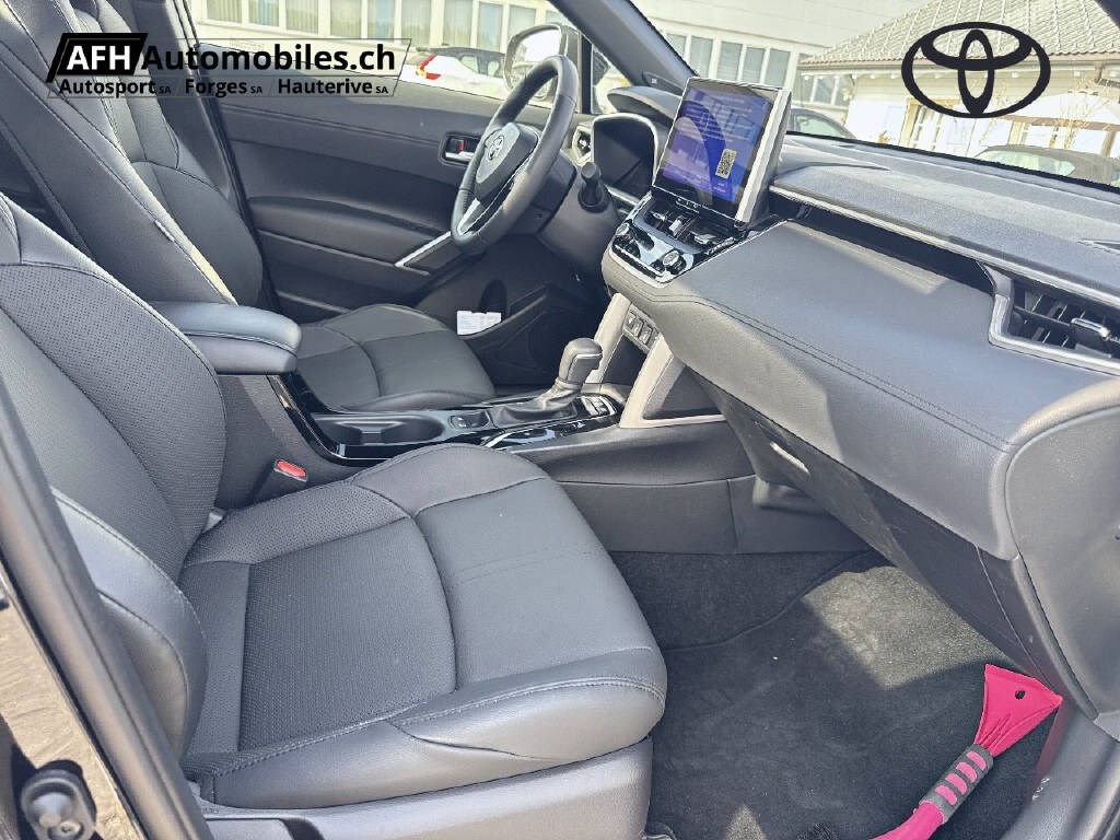 TOYOTA Corolla Cross 2.0 HSD Premium-image-8