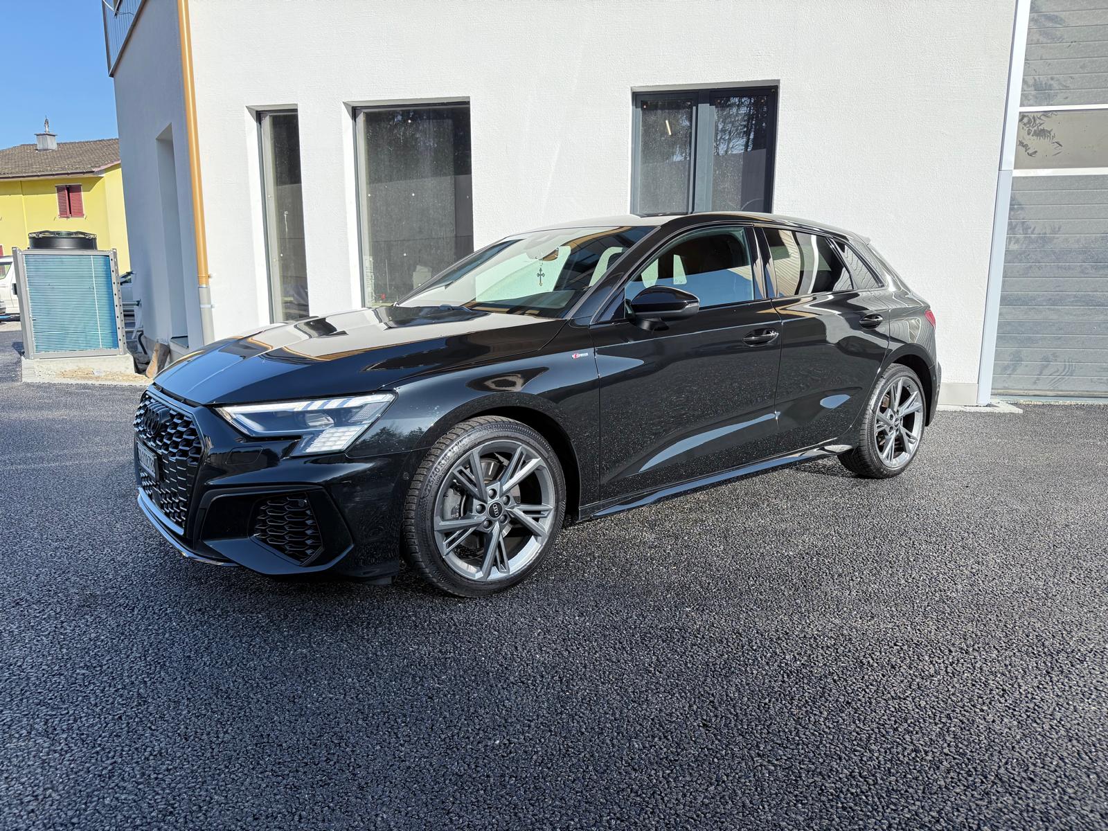 AUDI A3 Sportback 35 TFSI S line Attraction S-tronic