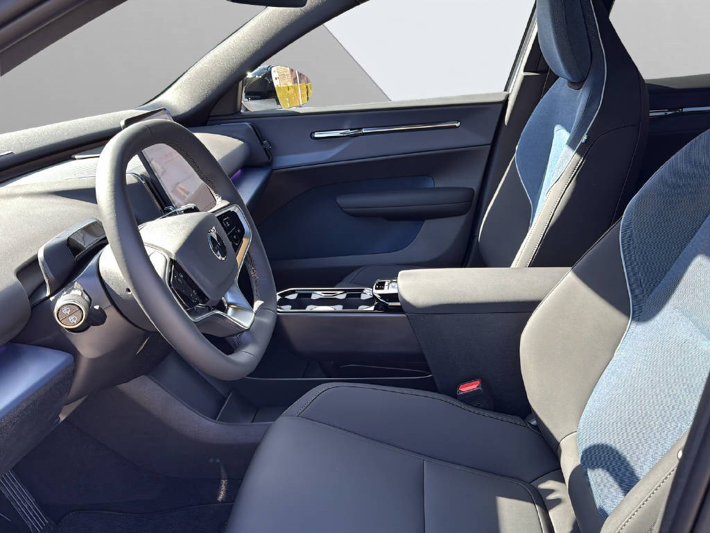 VOLVO EX30 E60 Twin Ultra Performanc-image-7