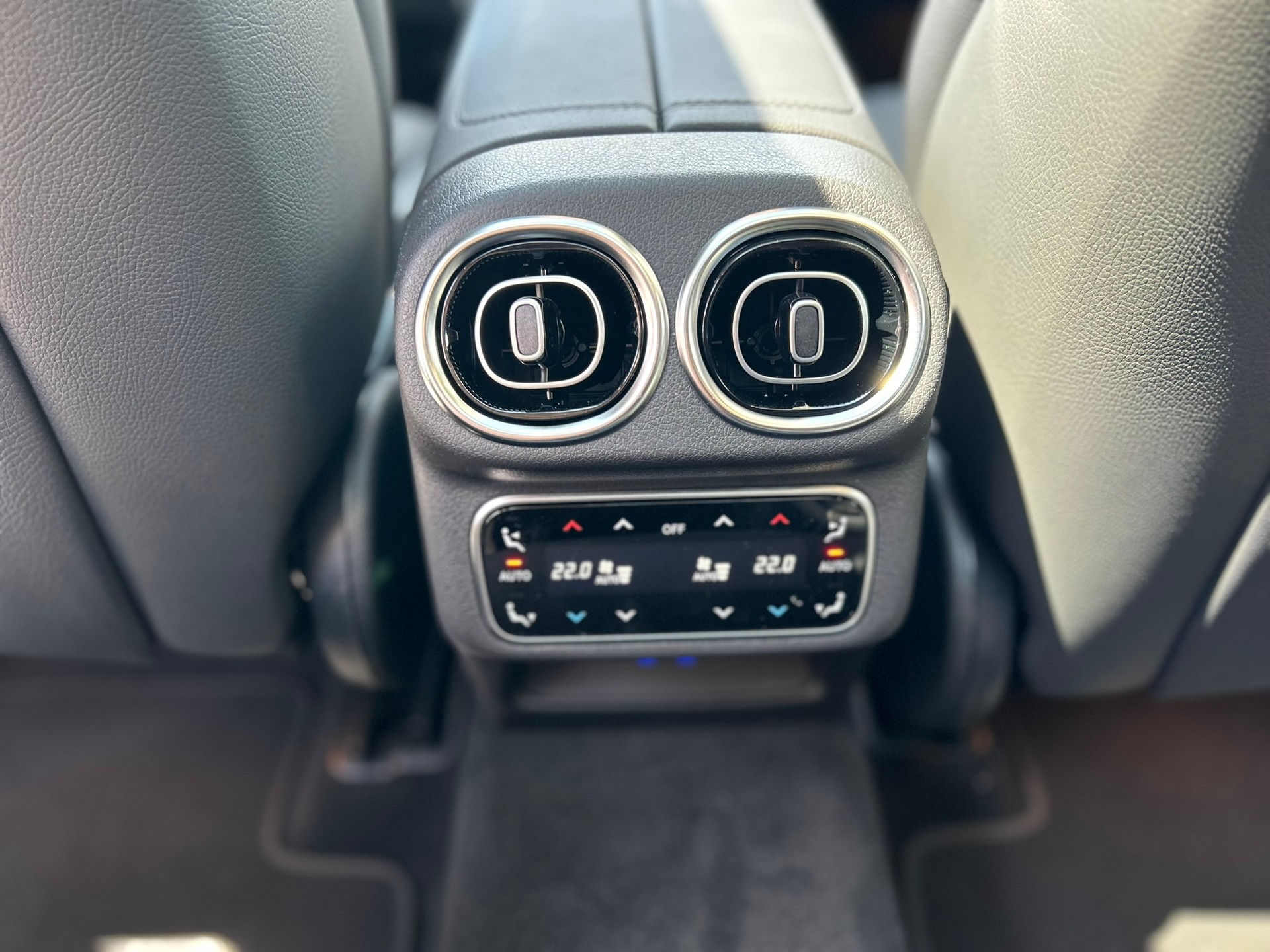 MERCEDES-BENZ GLC 400 e 4Matic EQ Star 9G-Tronic-image-17