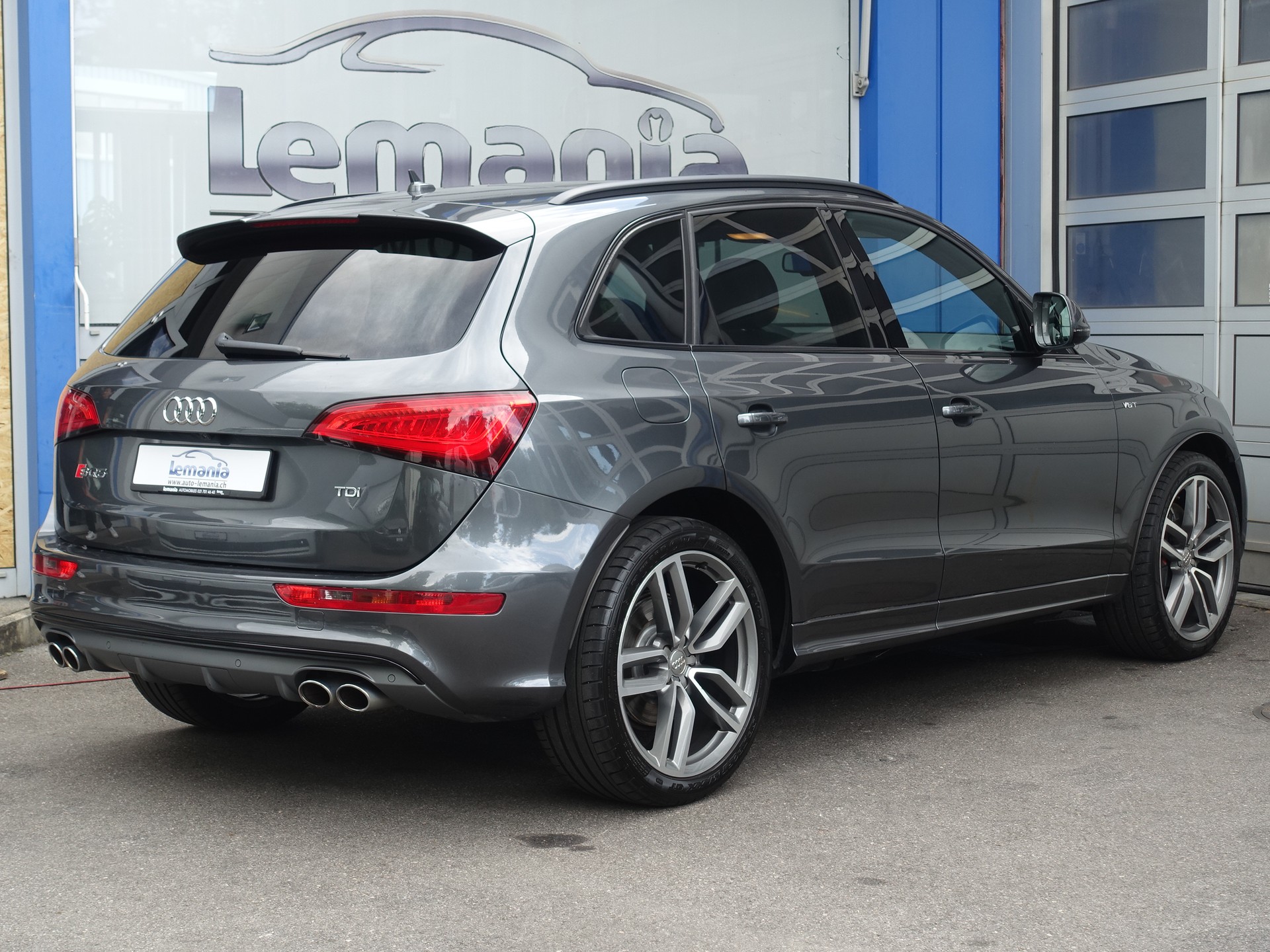 AUDI SQ5 3.0 TDI quattro tiptronic-showroom-element-3