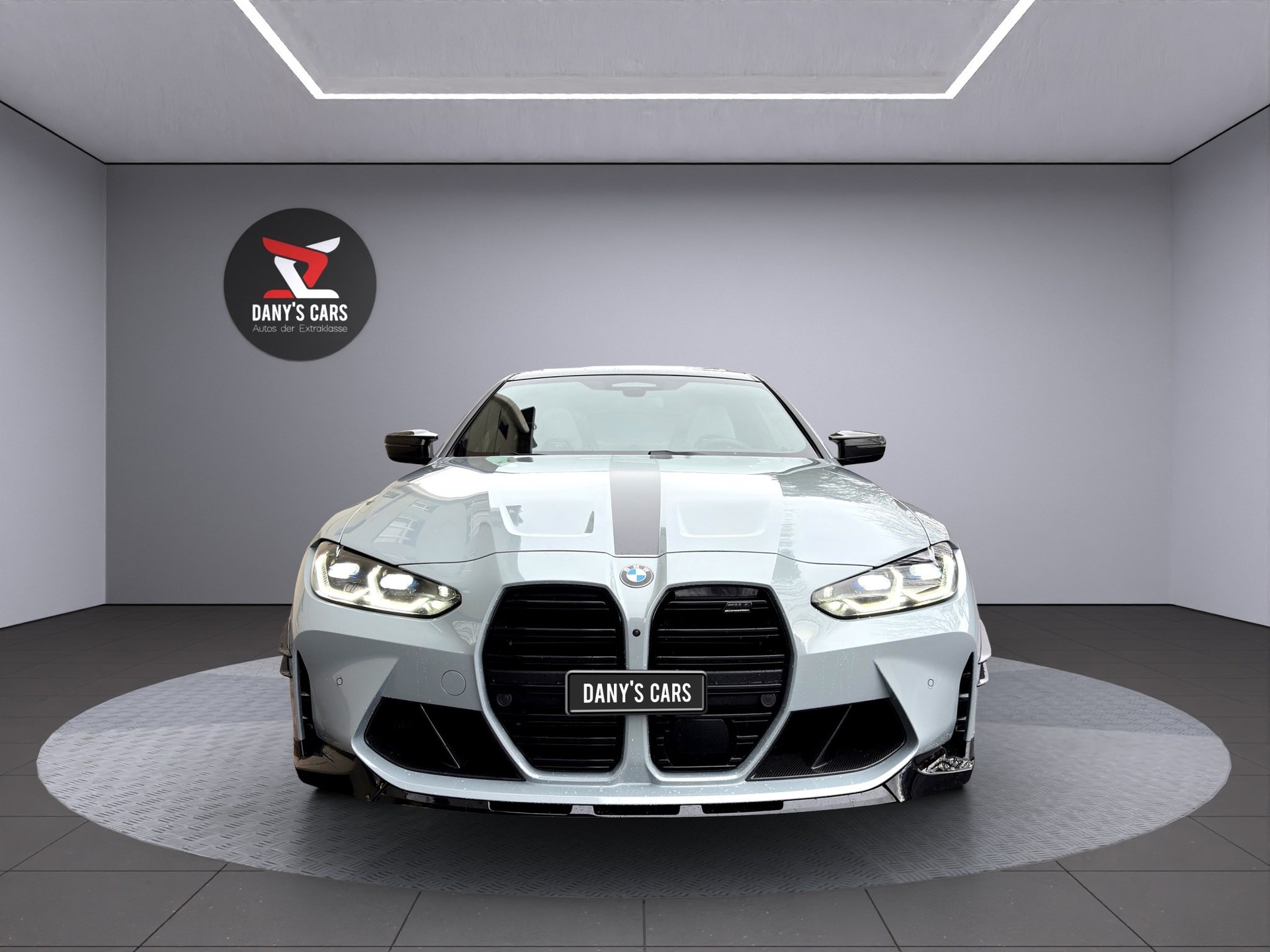 BMW M4 Competition LCI M-Performance xDrive Coupé-showroom-element-1
