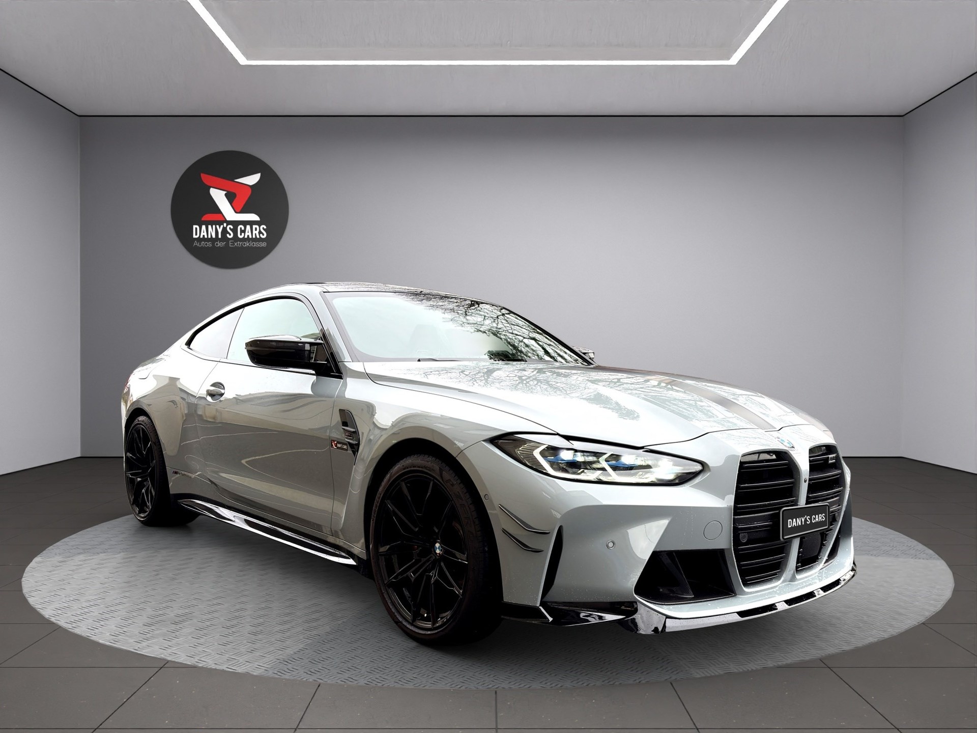 BMW M4 Competition LCI M-Performance xDrive Coupé-showroom-element-2