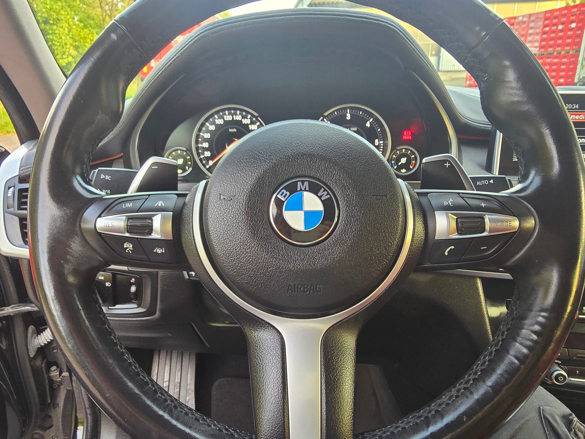 BMW X6 xDrive 40d Steptronic-image-16
