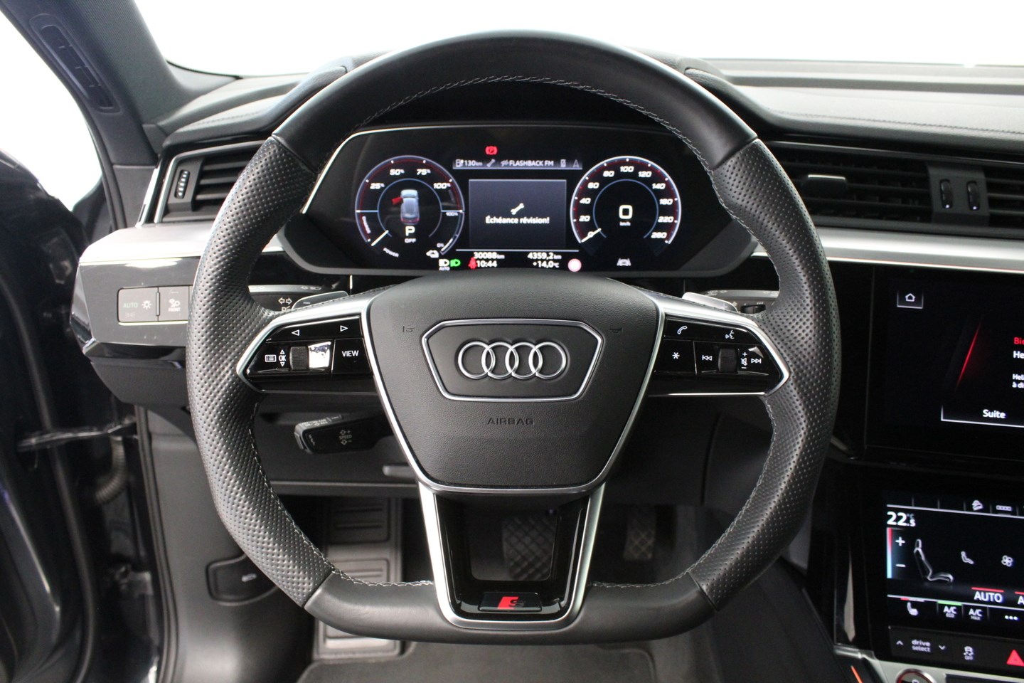AUDI e-tron S quattro-image-9