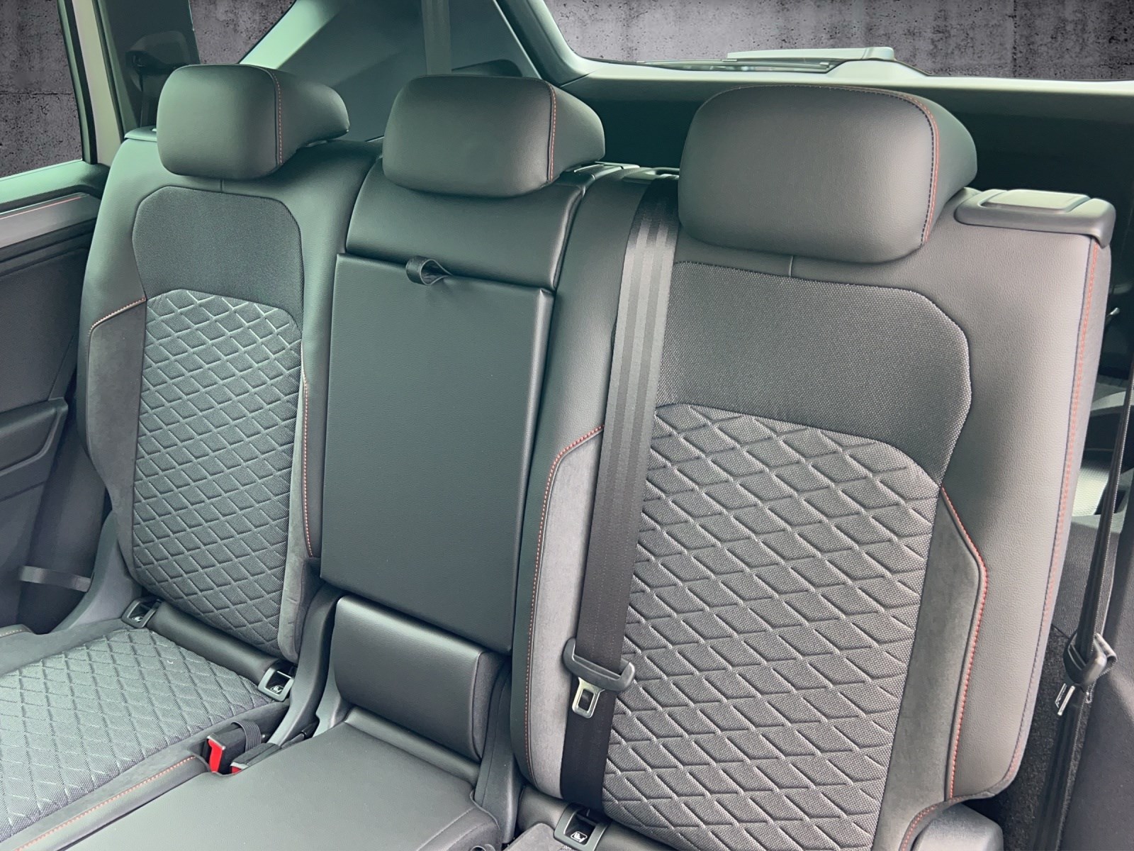 Seat Tarraco 2.0 TSI 180 KW (245 PS) 4Drive: 20 x Lagerfahrzeuge direkt  verfügbar!