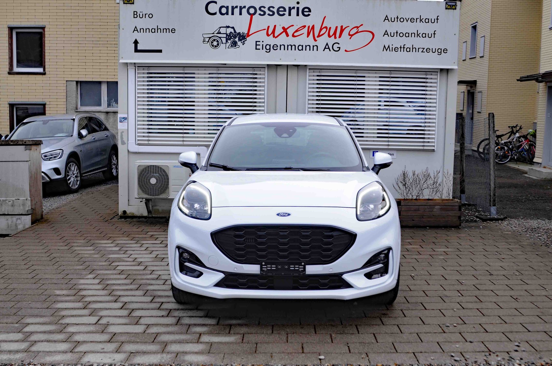 FORD Puma 1.0 MHEV ST-Line X Automat-image-1