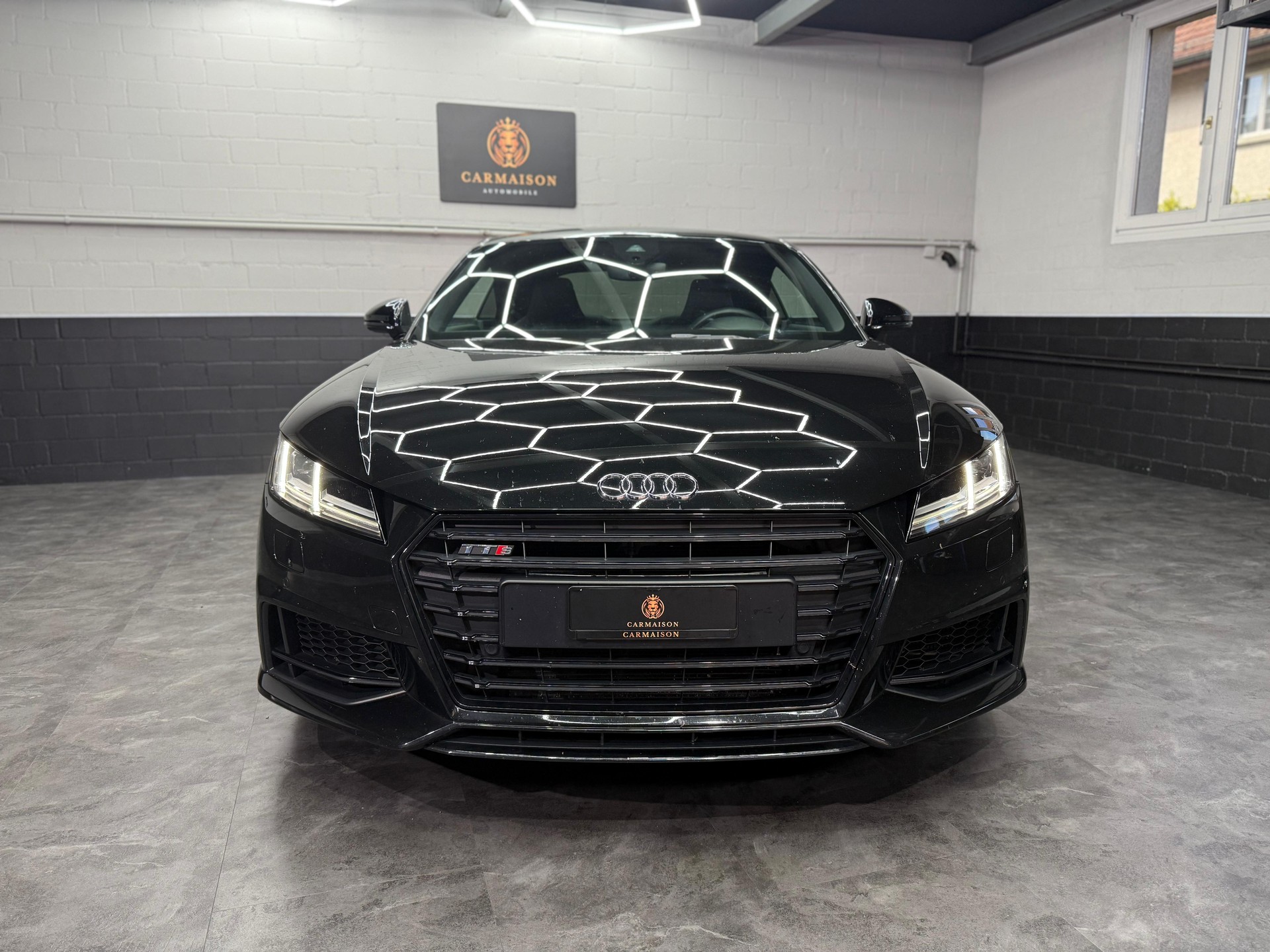 AUDI TTS Coupé 2.0 TFSI quattro S-tronic-showroom-element-1