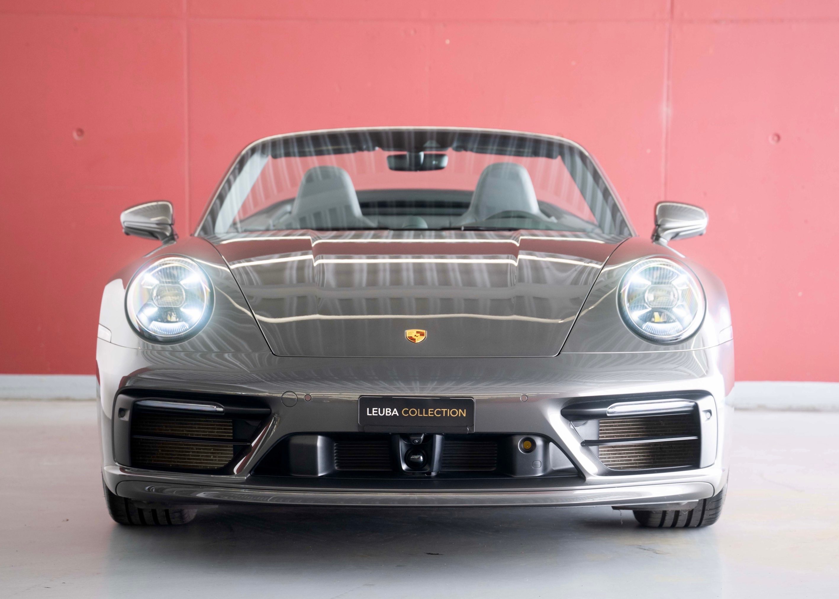 Image PORSCHE 911 911 Carrera 4 Cabriolet PDK Exclusive Manufaktur (1 owner, like new)