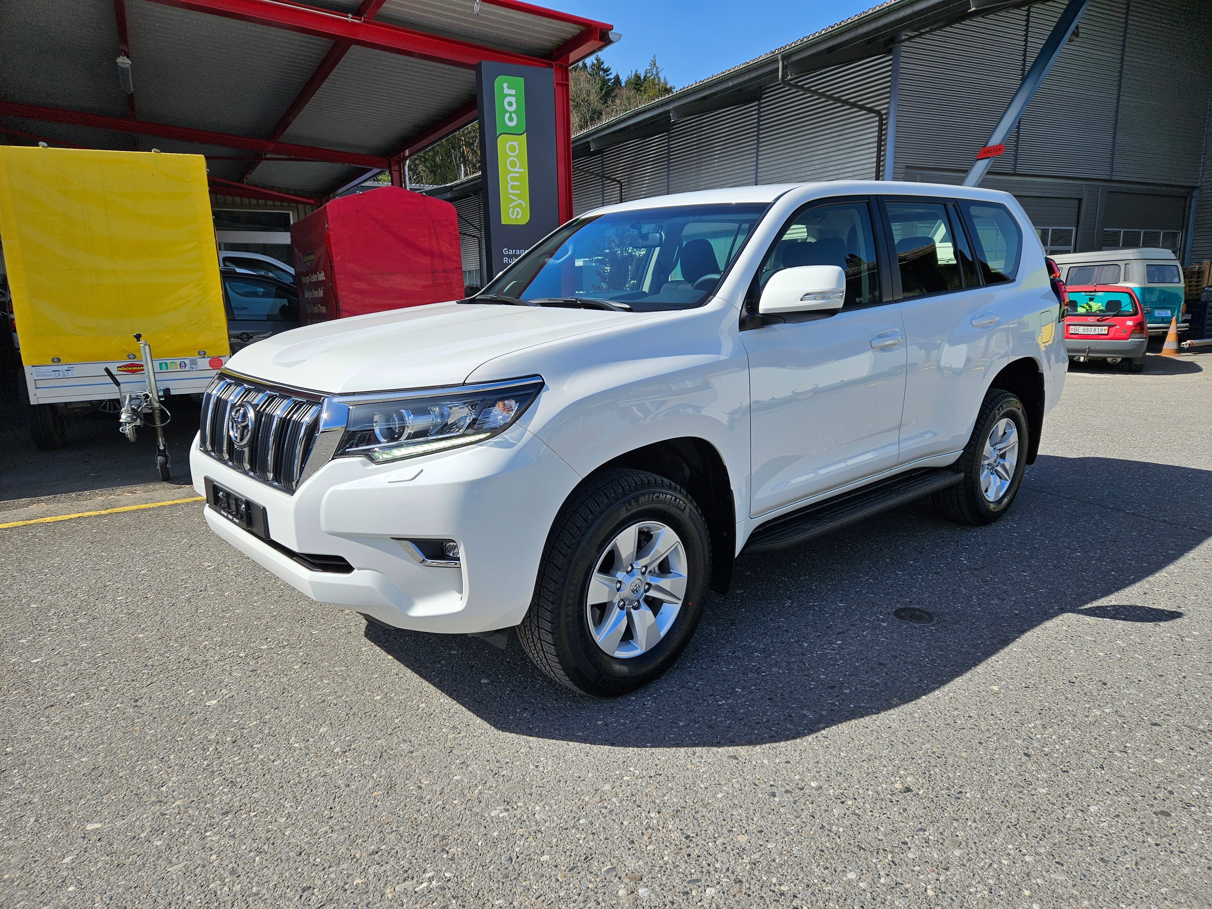 TOYOTA Land Cruiser 2.8TD Comfort (SUV / Gelndewagen)