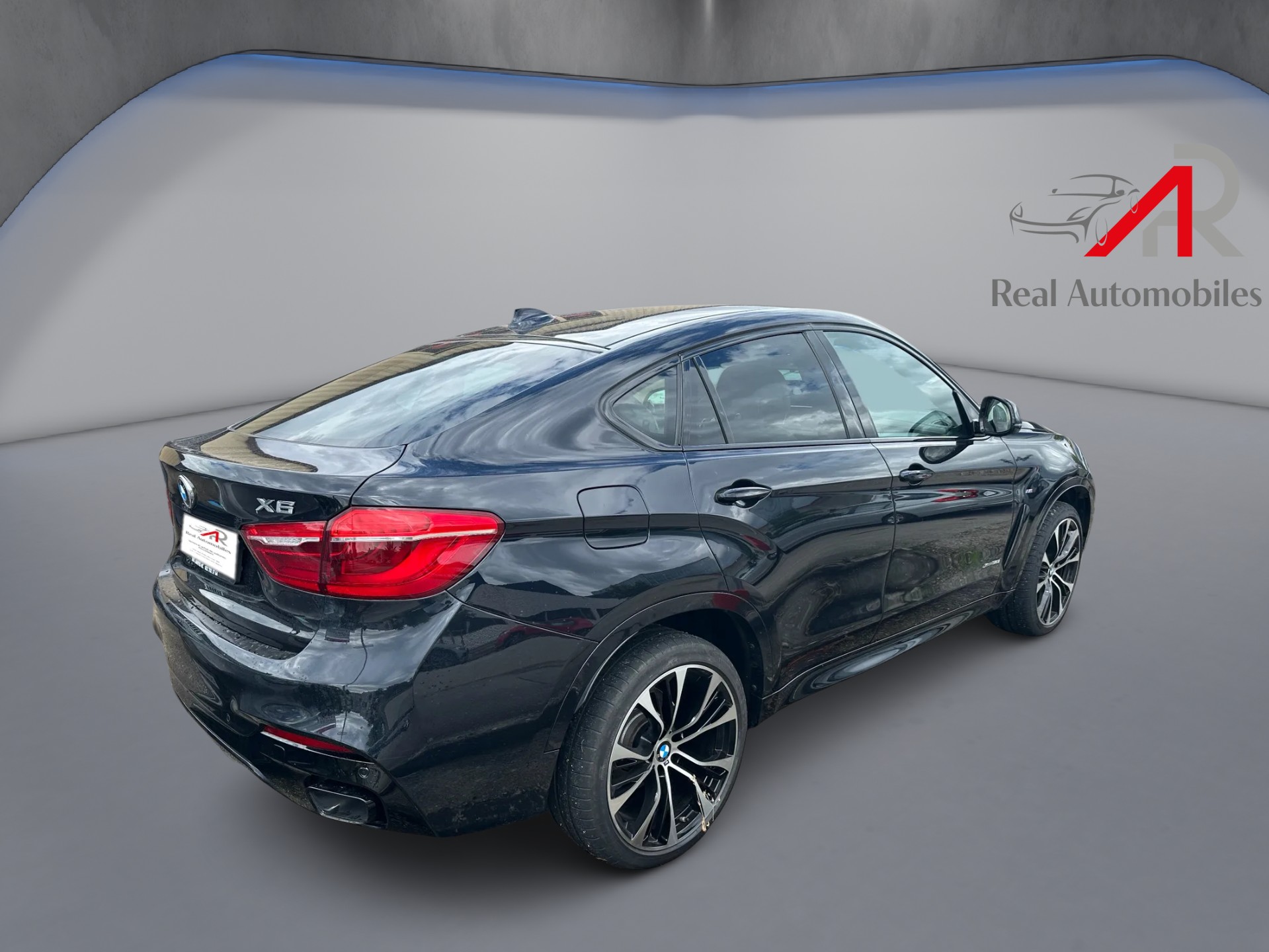 BMW X6 xDrive 35i Pure M Sport Steptronic-image-3