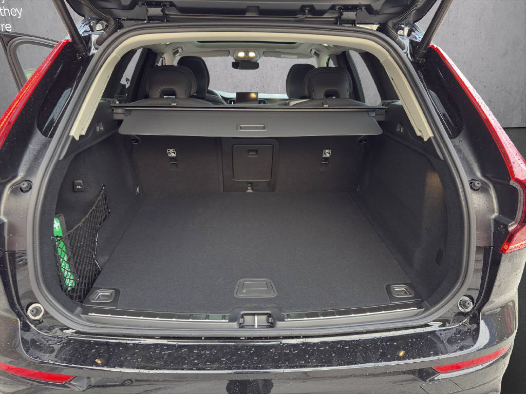 Image VOLVO XC60 XC60 2.0 B5 MH Ultra Dark AWD