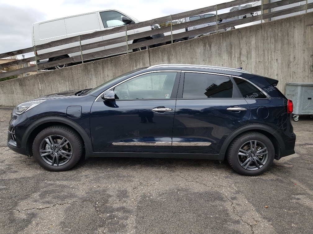 KIA Niro 1.6 GDi Plug-in Hybrid-image-1