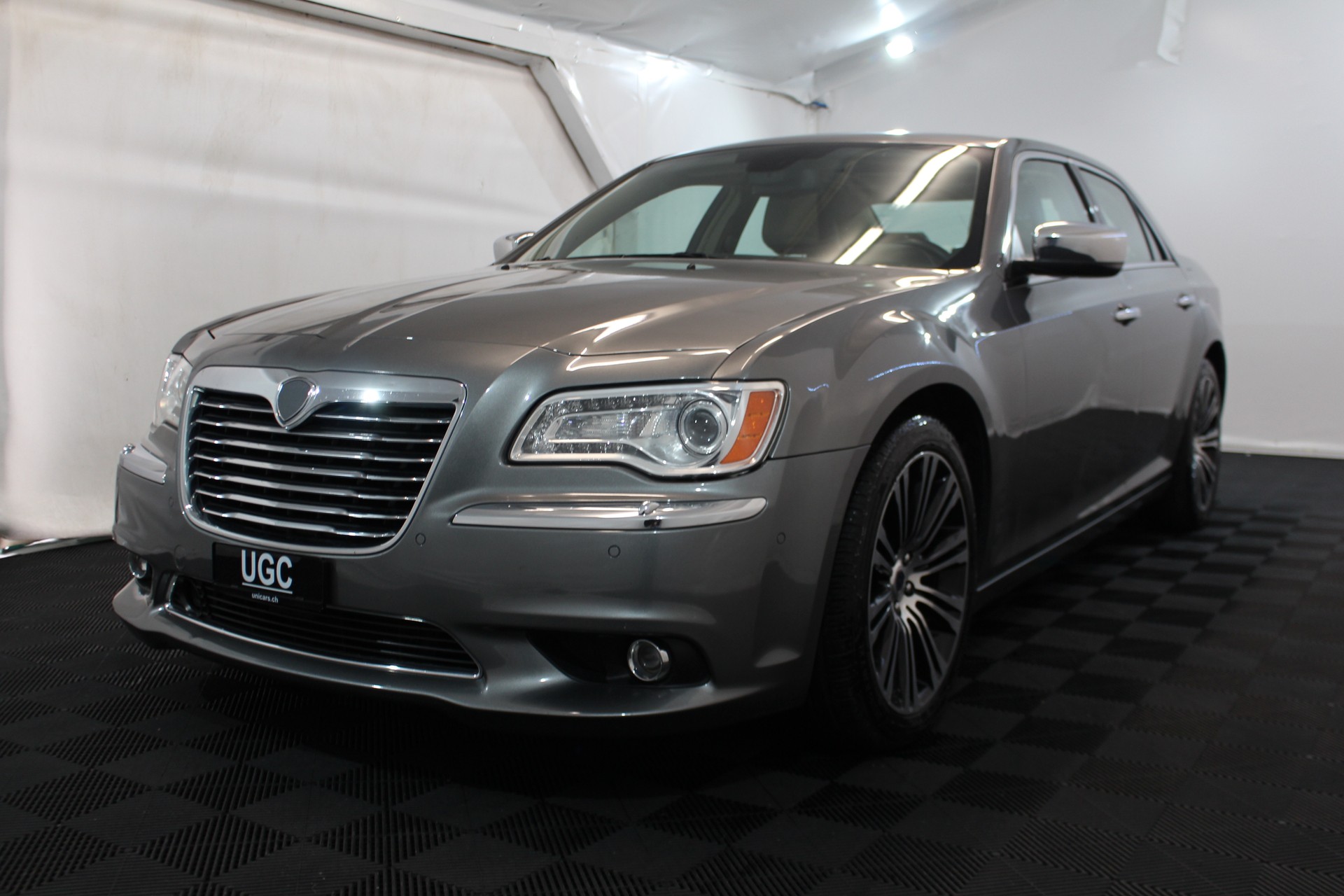 LANCIA Thema 3.0 CRD Platinum Automatic-showroom-element-2