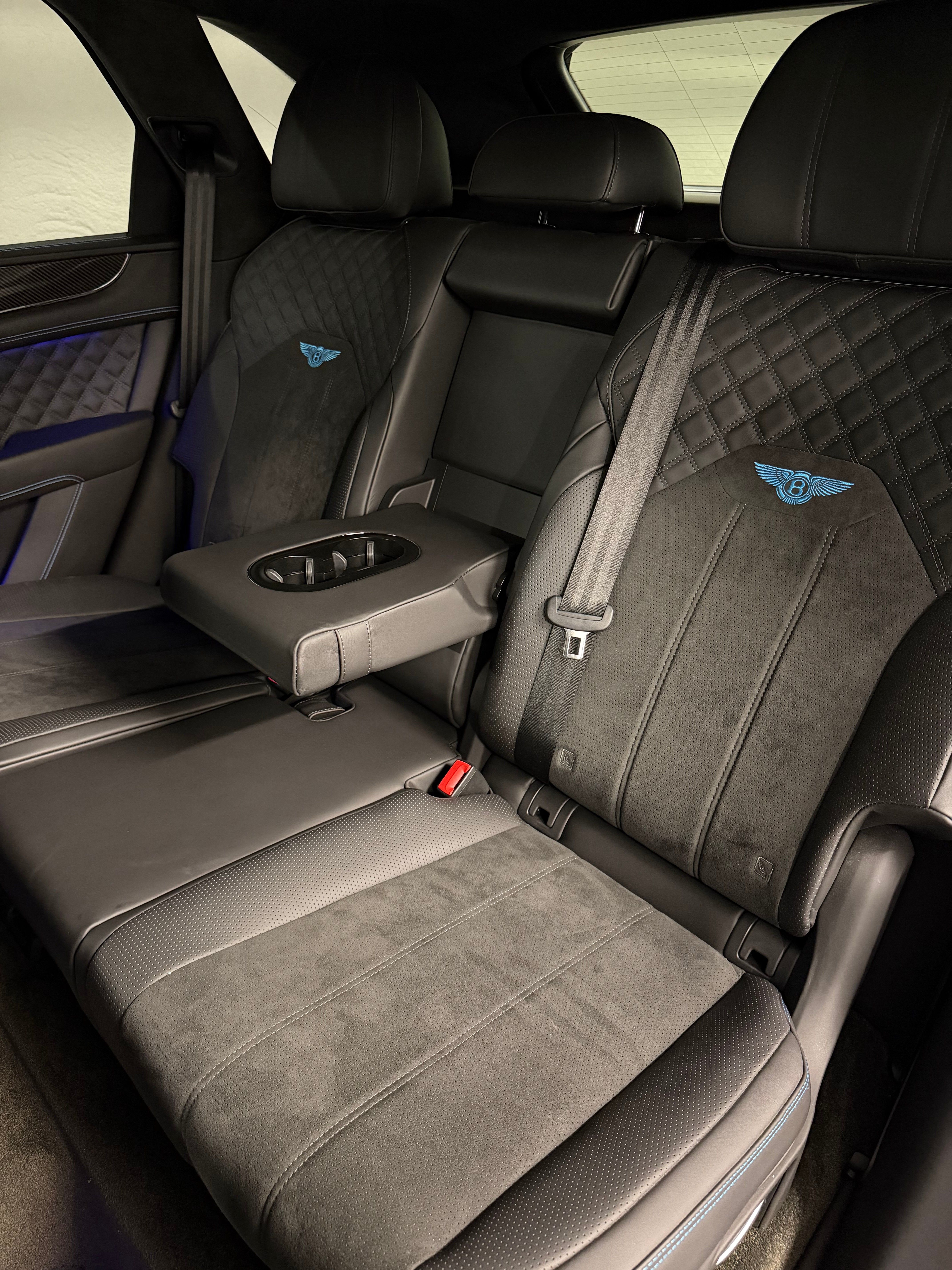 Image BENTLEY BENTAYGA Bentayga S