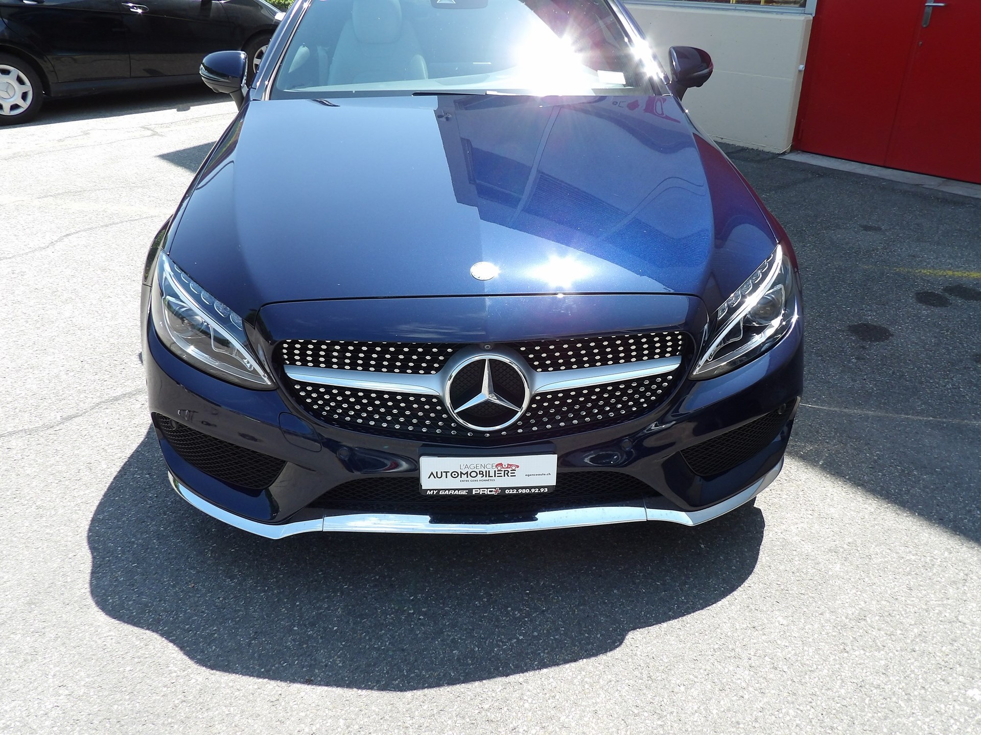 MERCEDES-BENZ C 300 AMG Line Coupé 7G-tronic-showroom-element-2