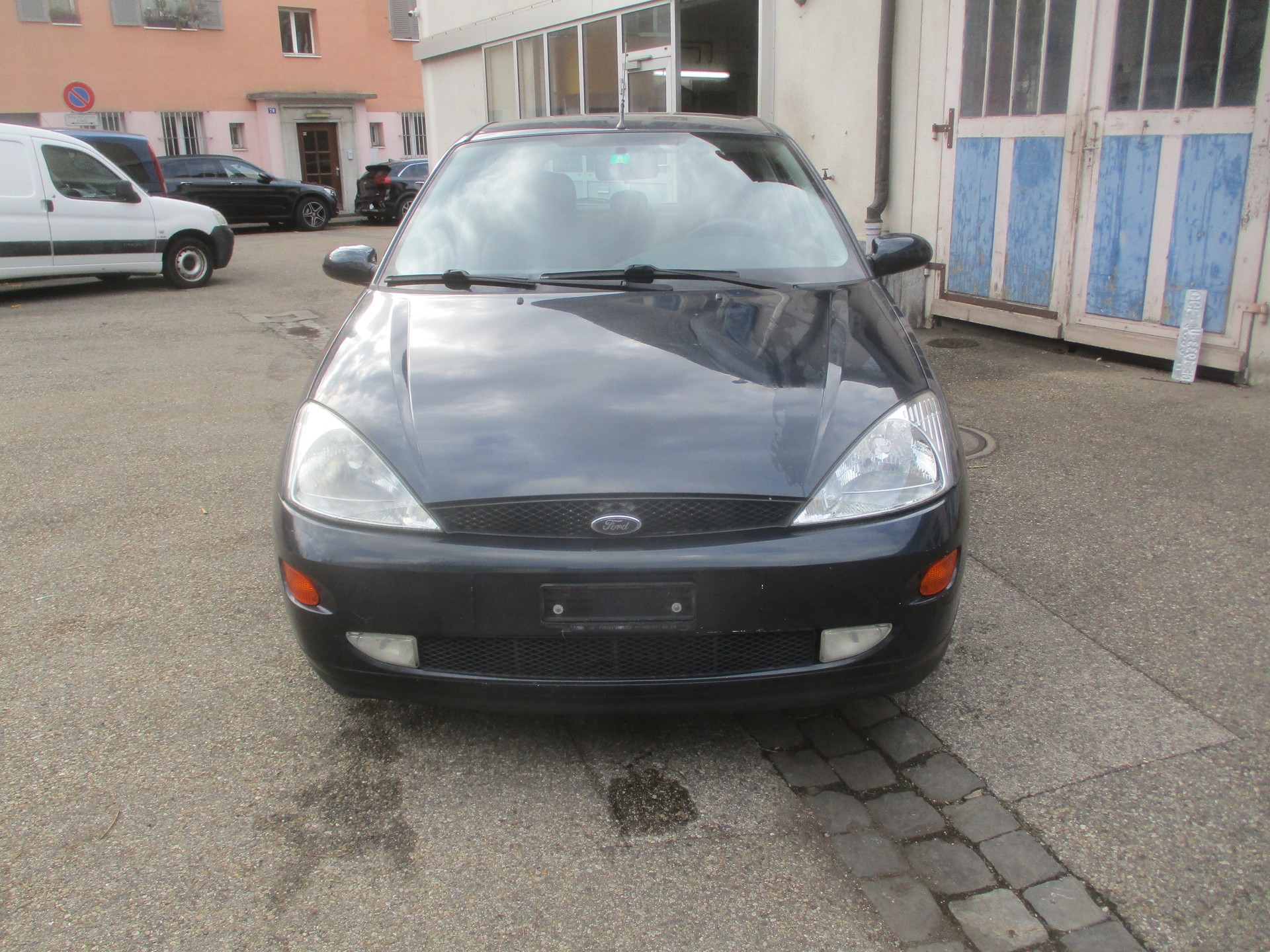 FORD Focus 1.8i 16V Carving